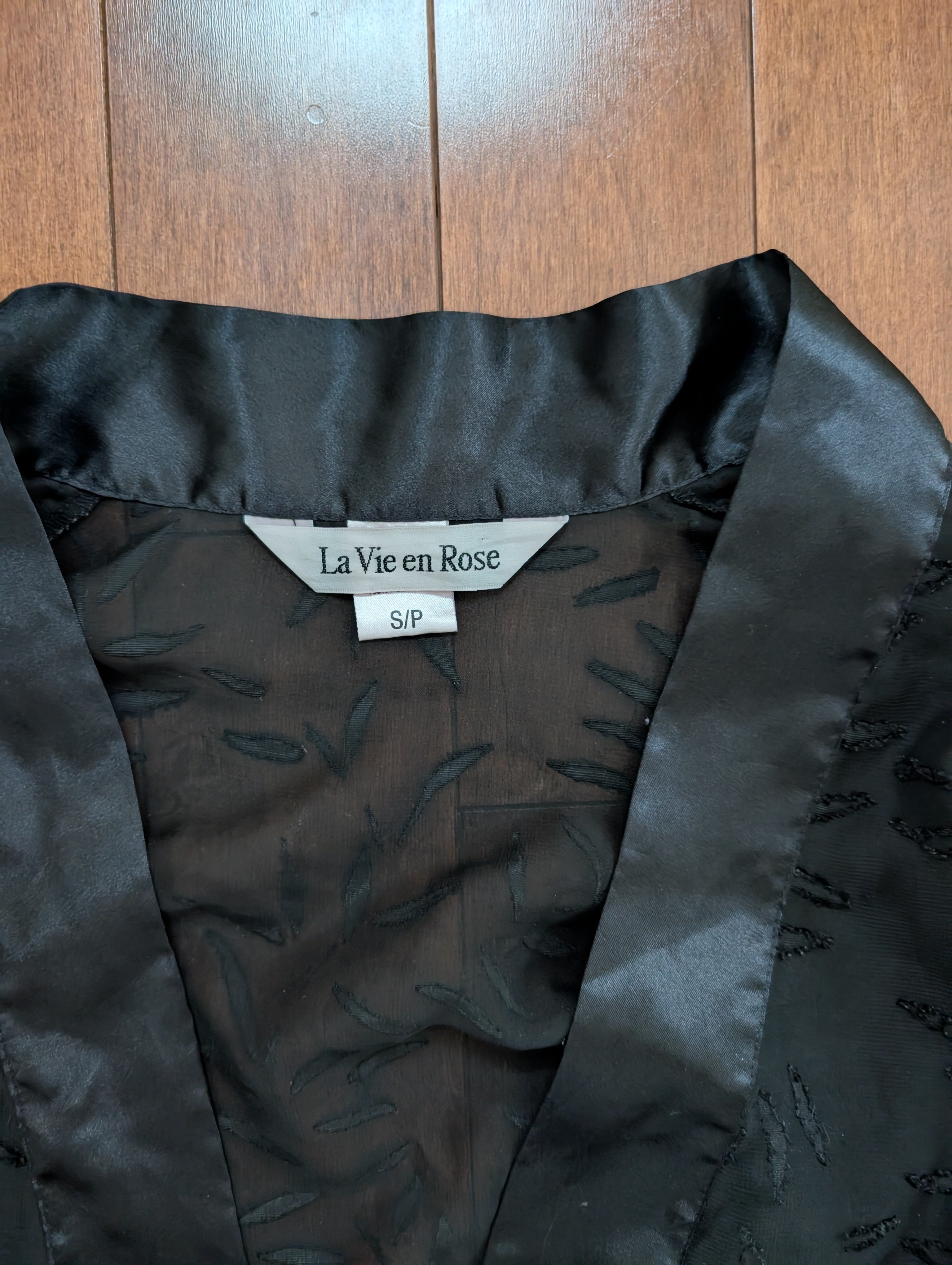 BLACK FLORAL DETAIL SHEER VINTAGE Y2K ROBE