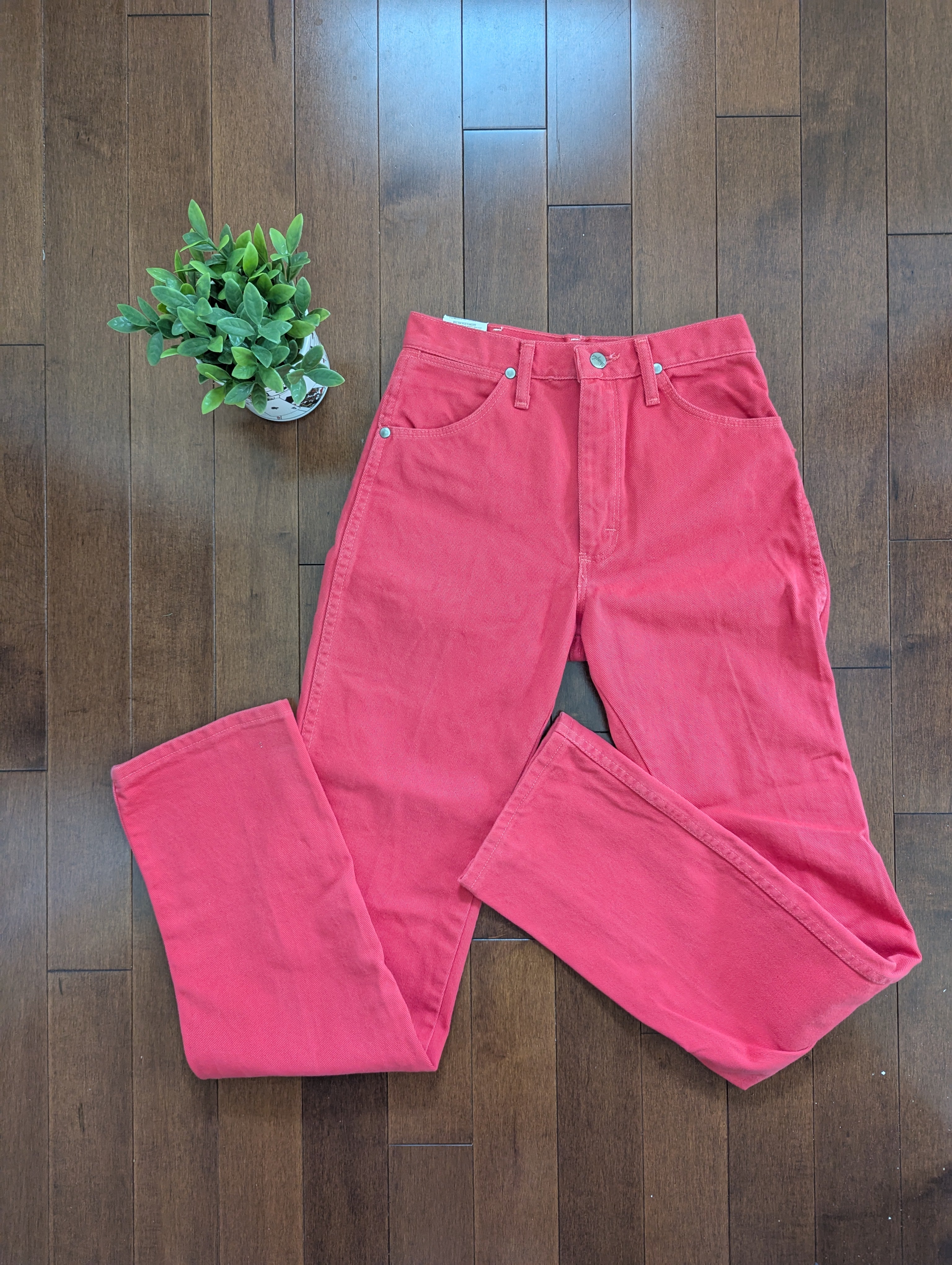 WRANGLER 1980s RED WASH VINTAGE DEADSTOCK COWBOY CUT JEANS