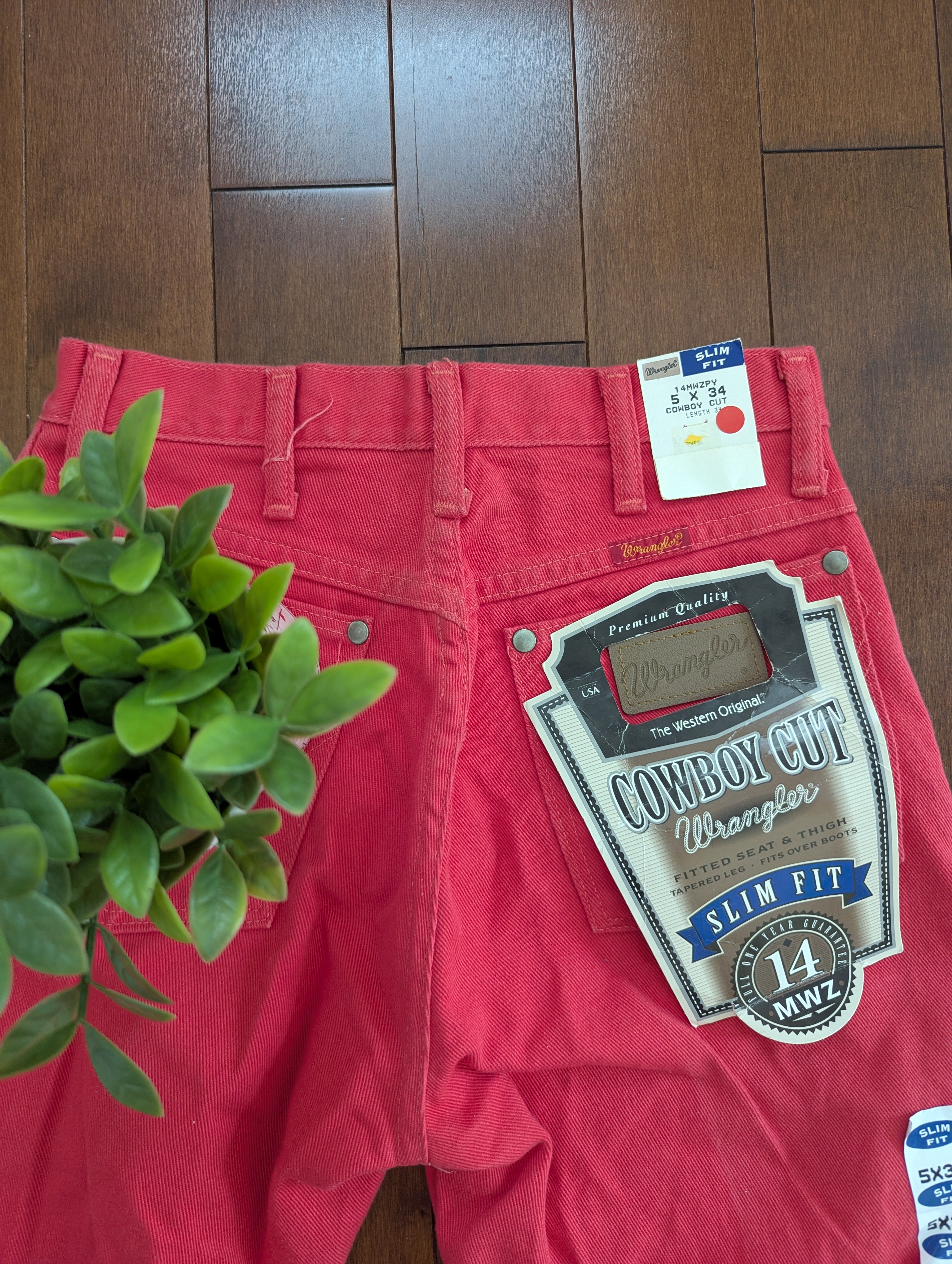 WRANGLER 1980s RED WASH VINTAGE DEADSTOCK COWBOY CUT JEANS