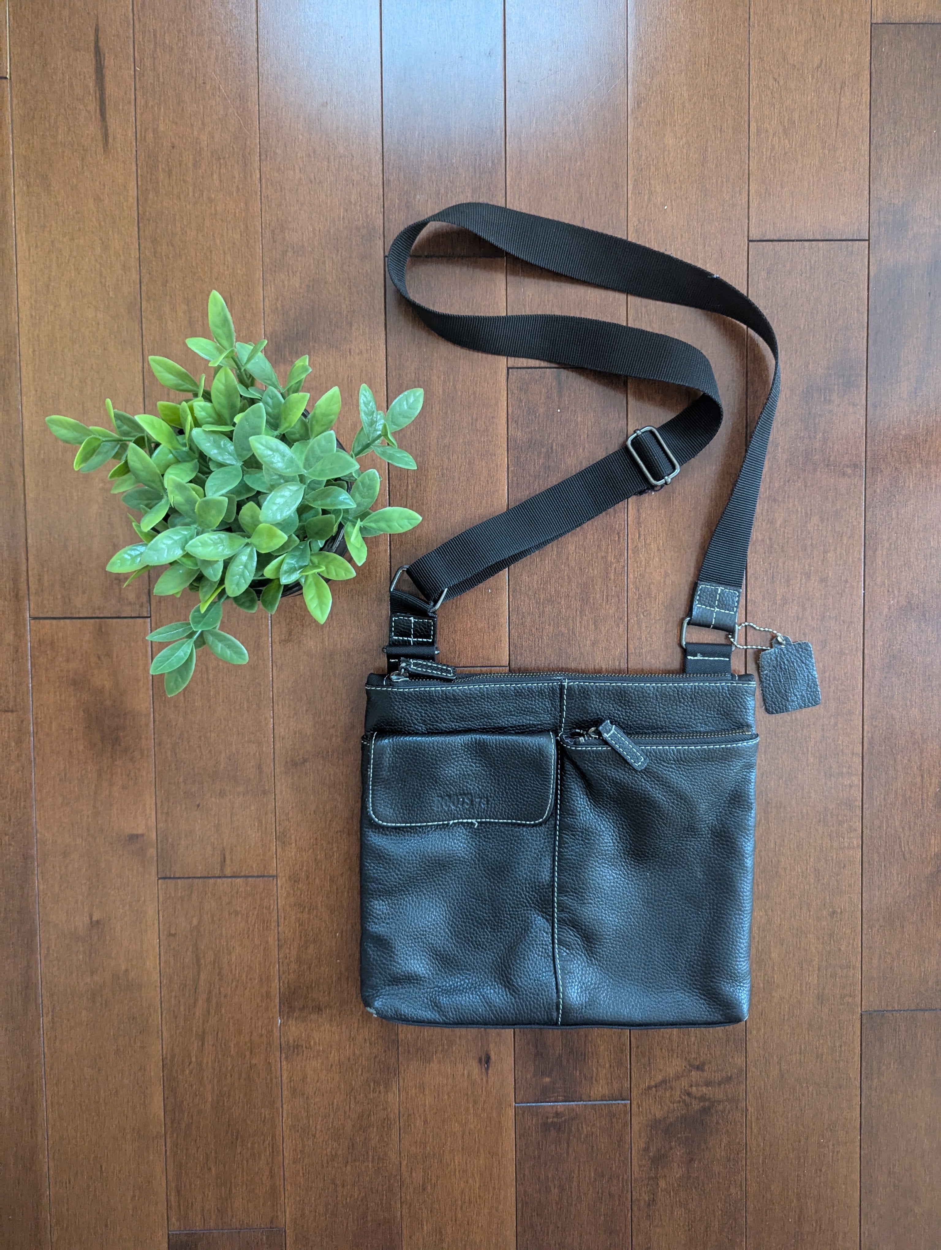 ROOTS 1990s LEATHER VINTAGE CROSSBODY BAG