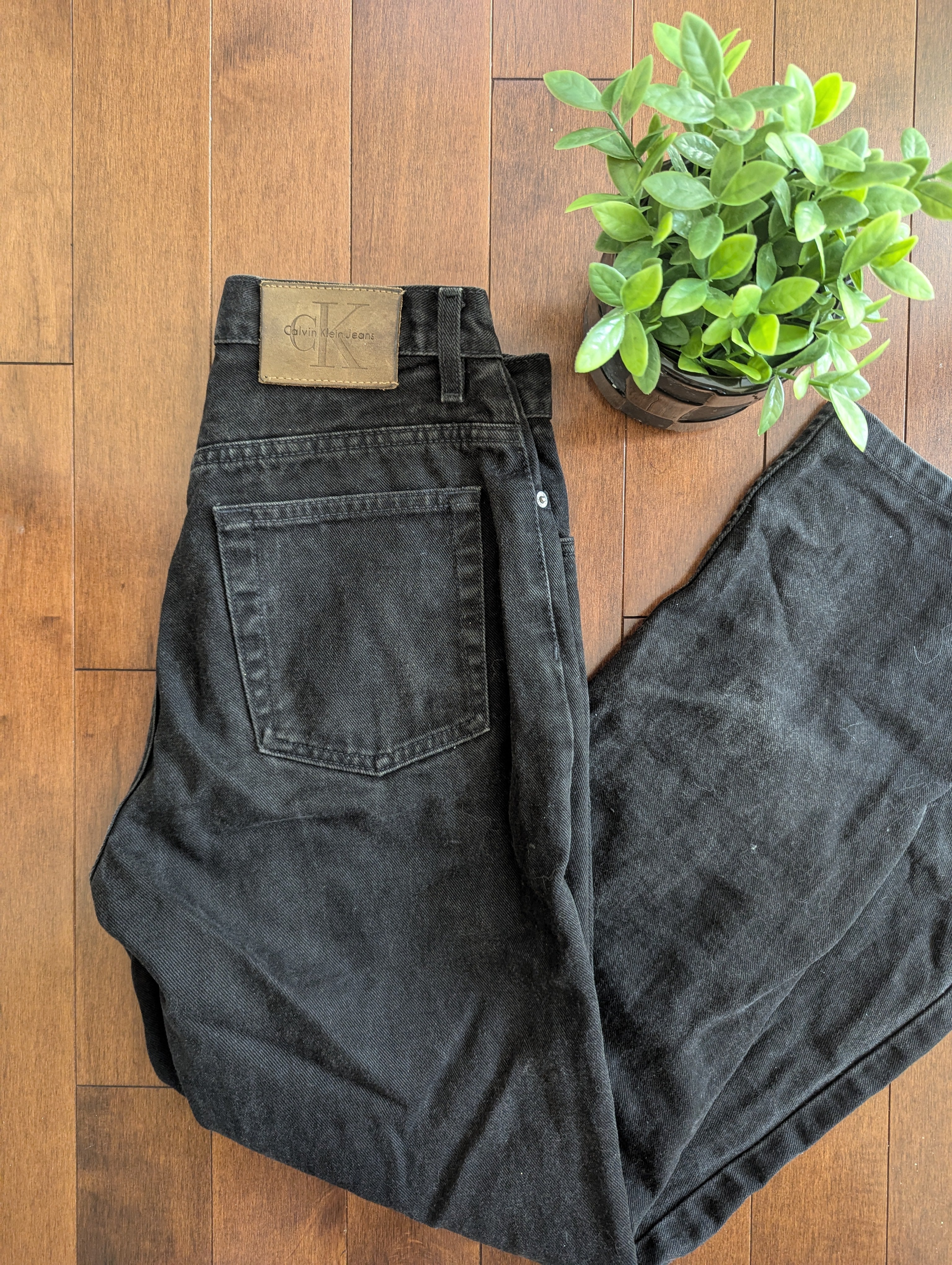 CALVIN KLEIN VINTAGE 1990s BLACK WASH JEANS
