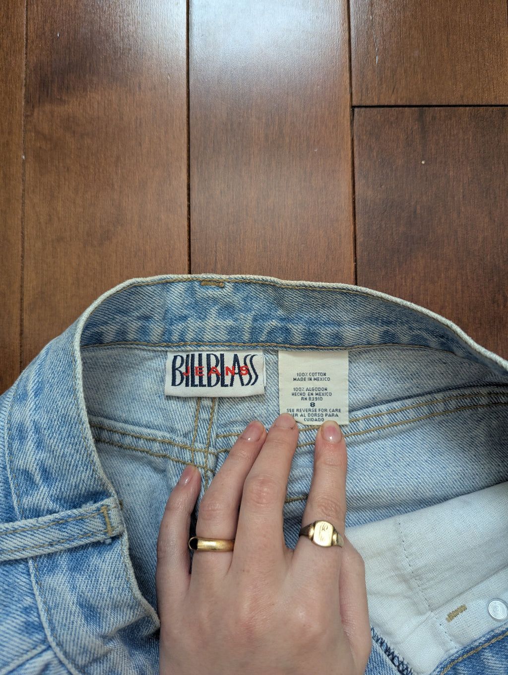 BILL BLASS SLIT DETAIL VINTAGE ANKLE CUT JEANS