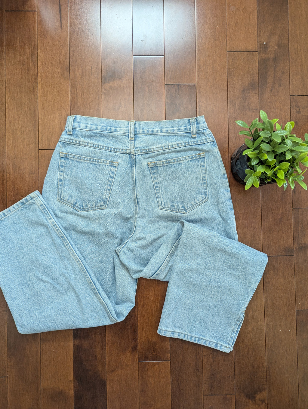 BILL BLASS SLIT DETAIL VINTAGE ANKLE CUT JEANS