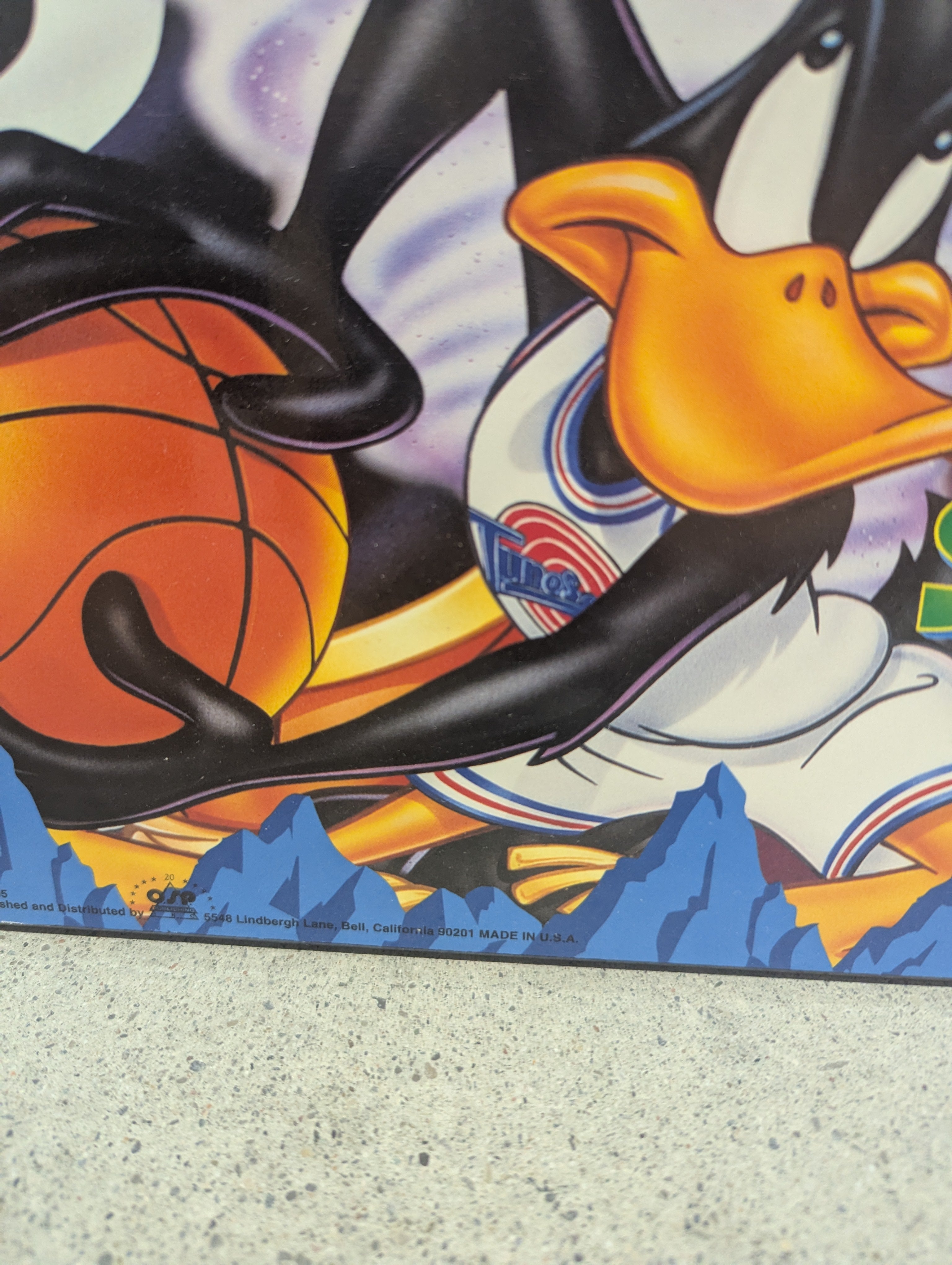 LOONEY TUNES SPACE JAM VINTAGE 1996 WOODEN POSTER