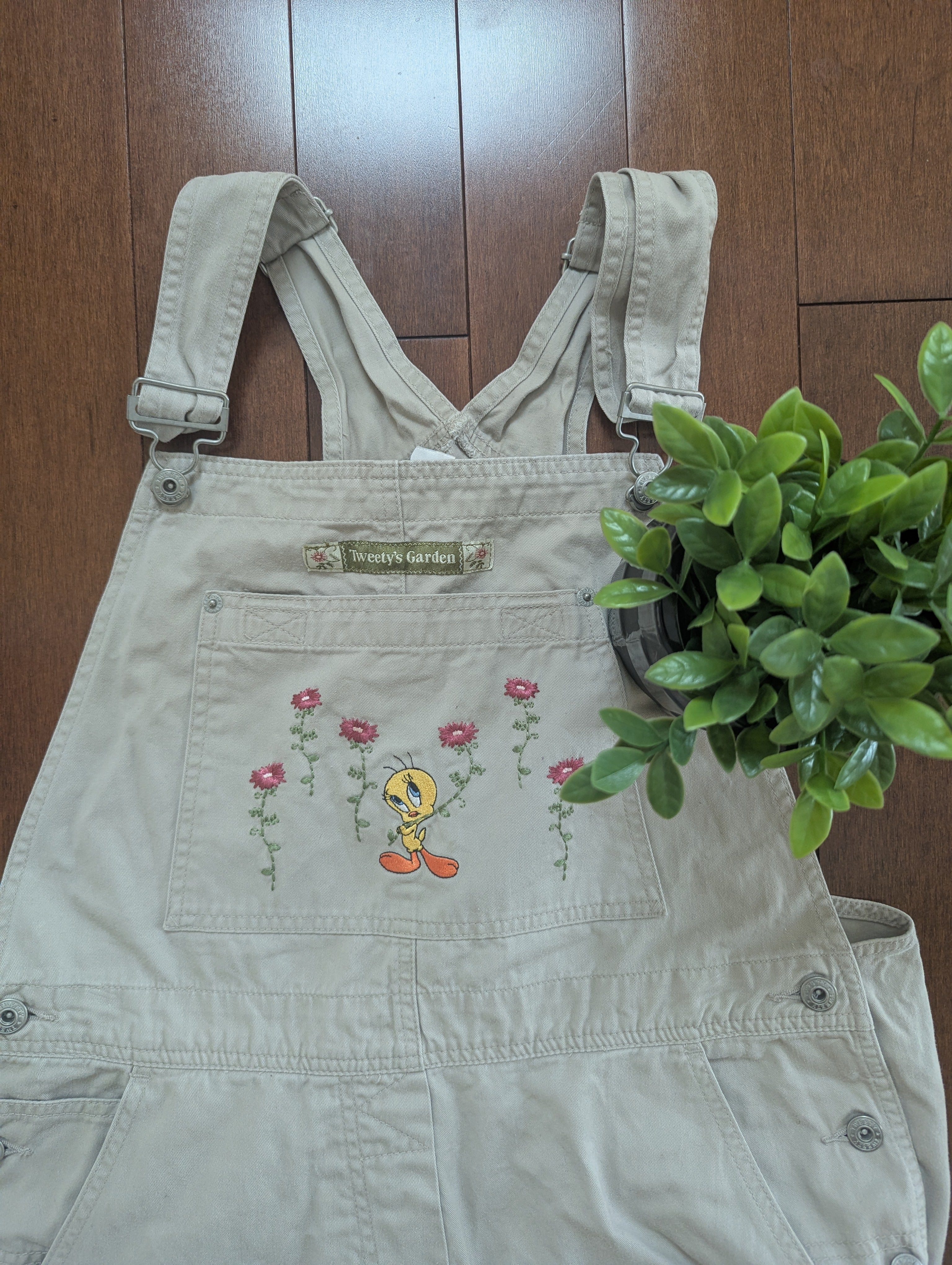 LOONEY TUNES TWEETY VINTAGE CARGO OVERALLS