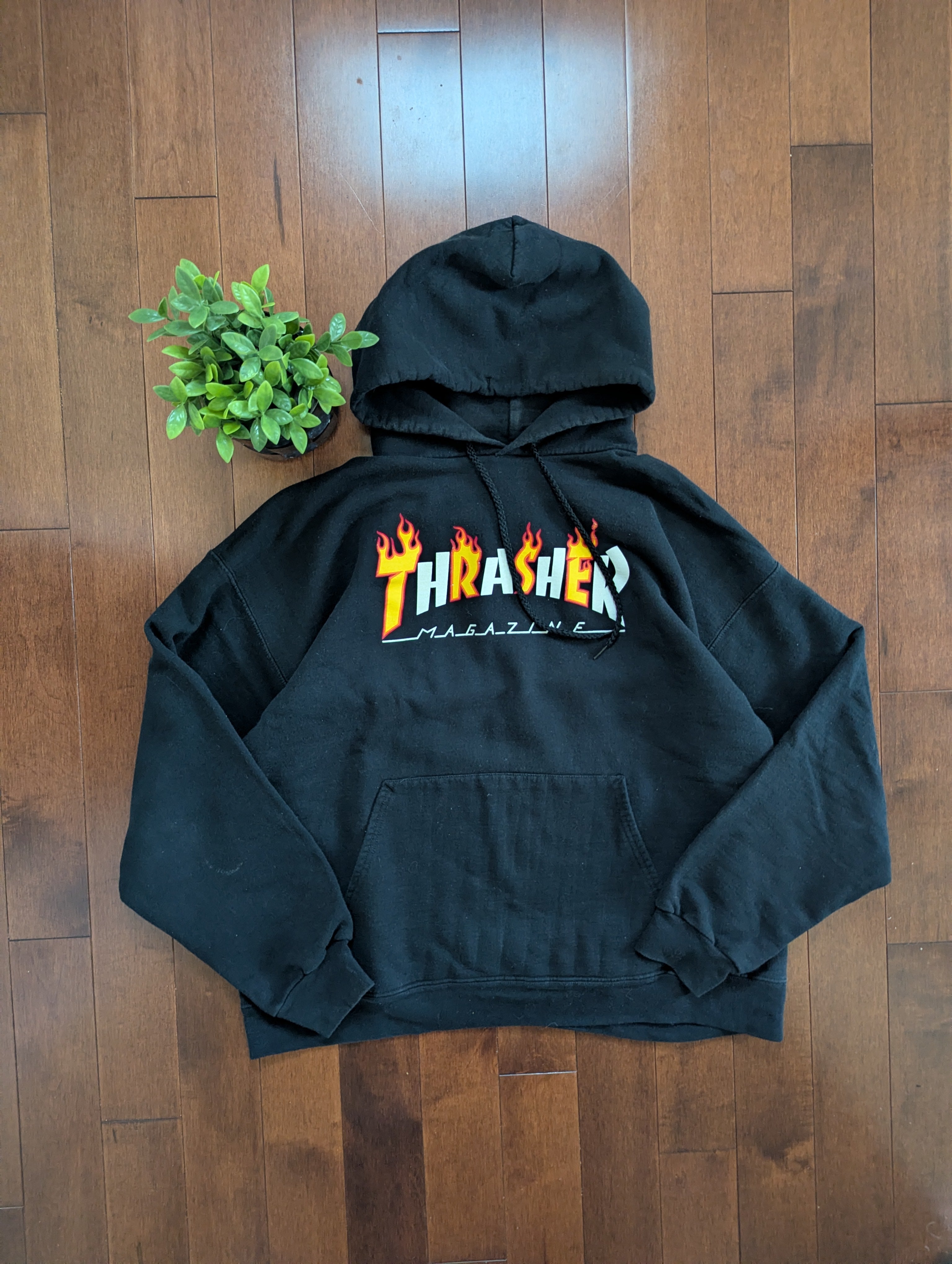 TRASHER MAGAZINE VINTAGE 1990s PULLOVER HOODIE