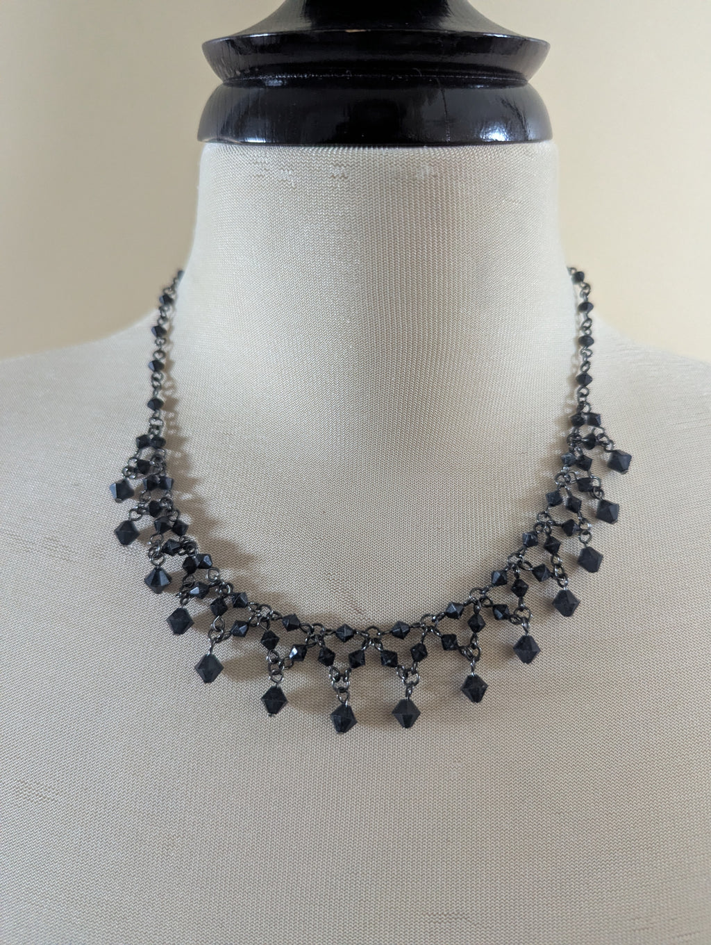 GOTHIC DAINTY BEADED VINTAGE NECKLACE
