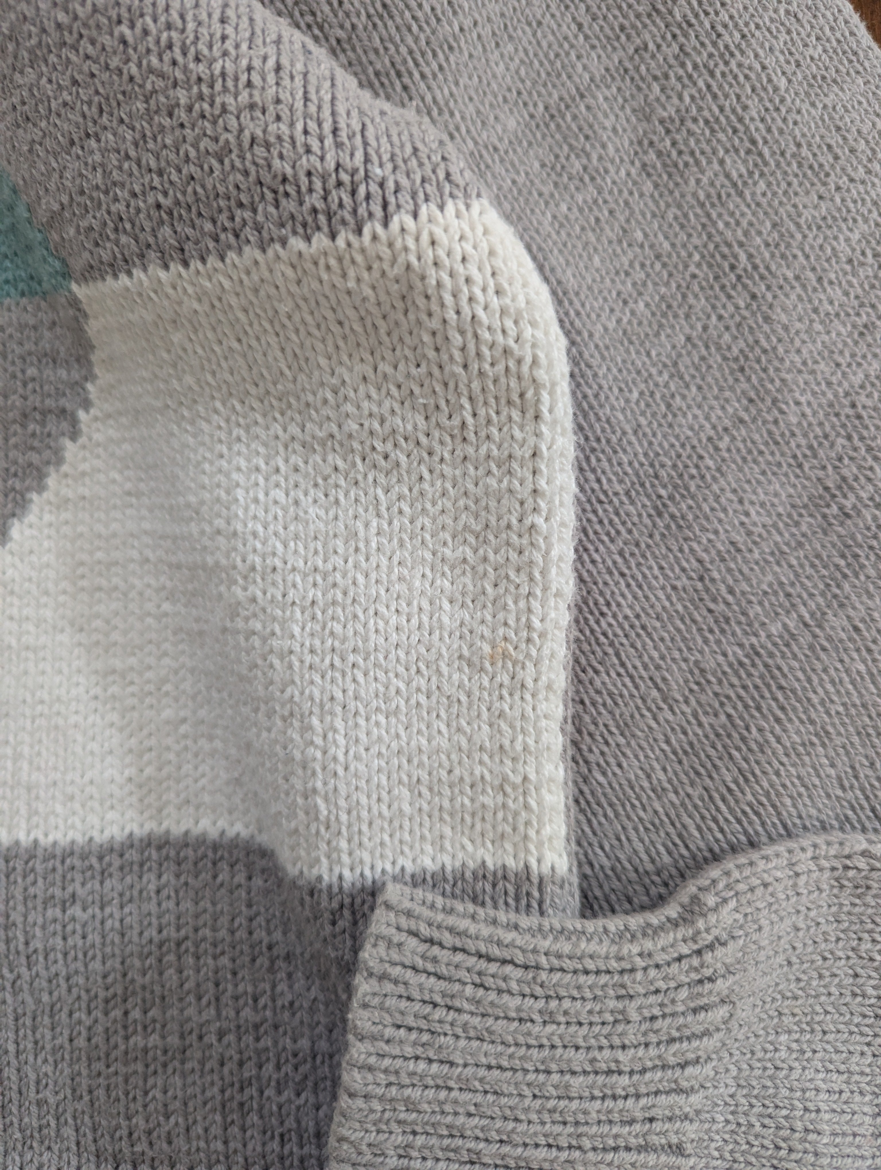 CHRISTIAN DIOR VINTAGE 1980s PASTEL GEOMETRIC KNIT SWEATER