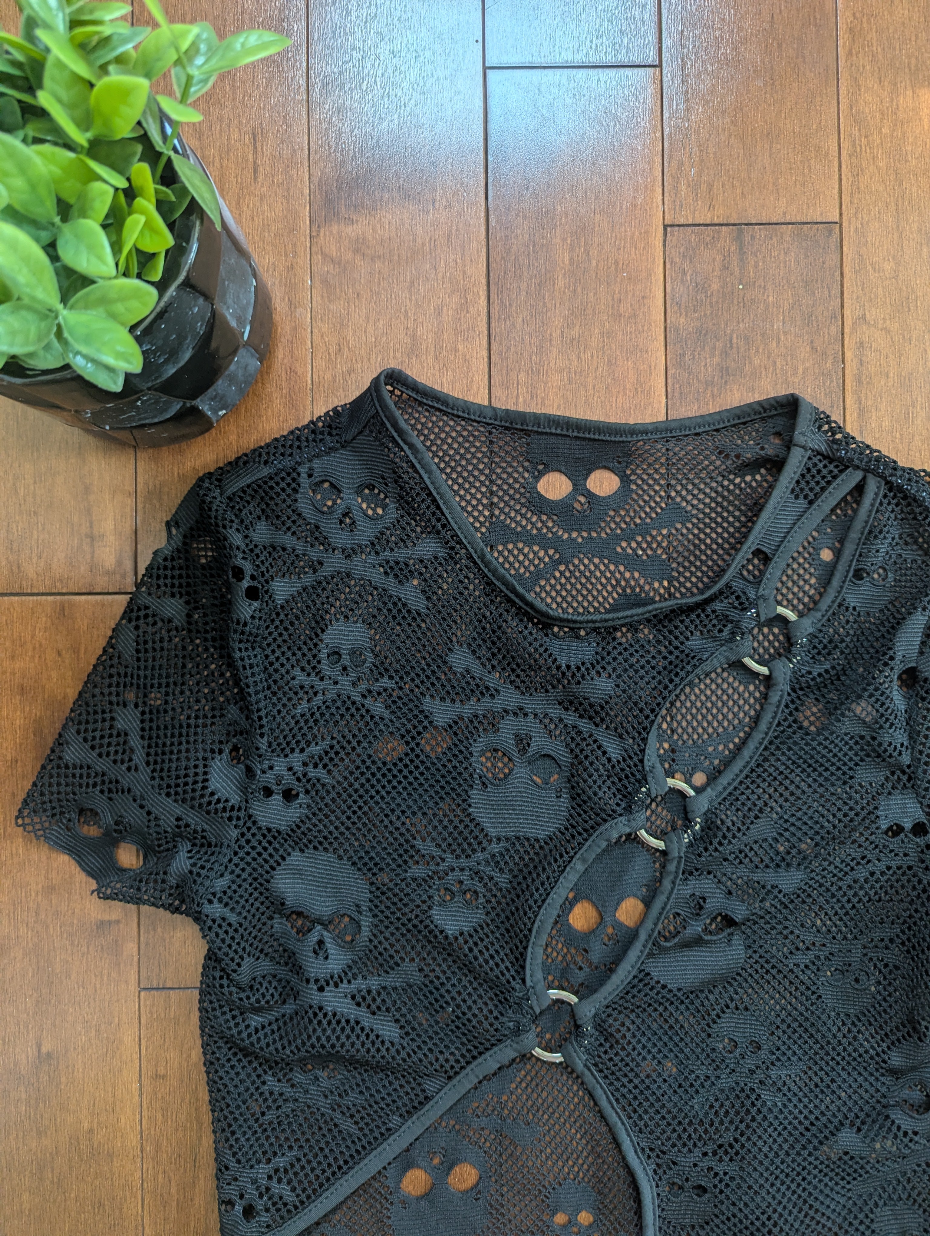 SKULL PRINT MESH VINTAGE Y2K CROP TOP