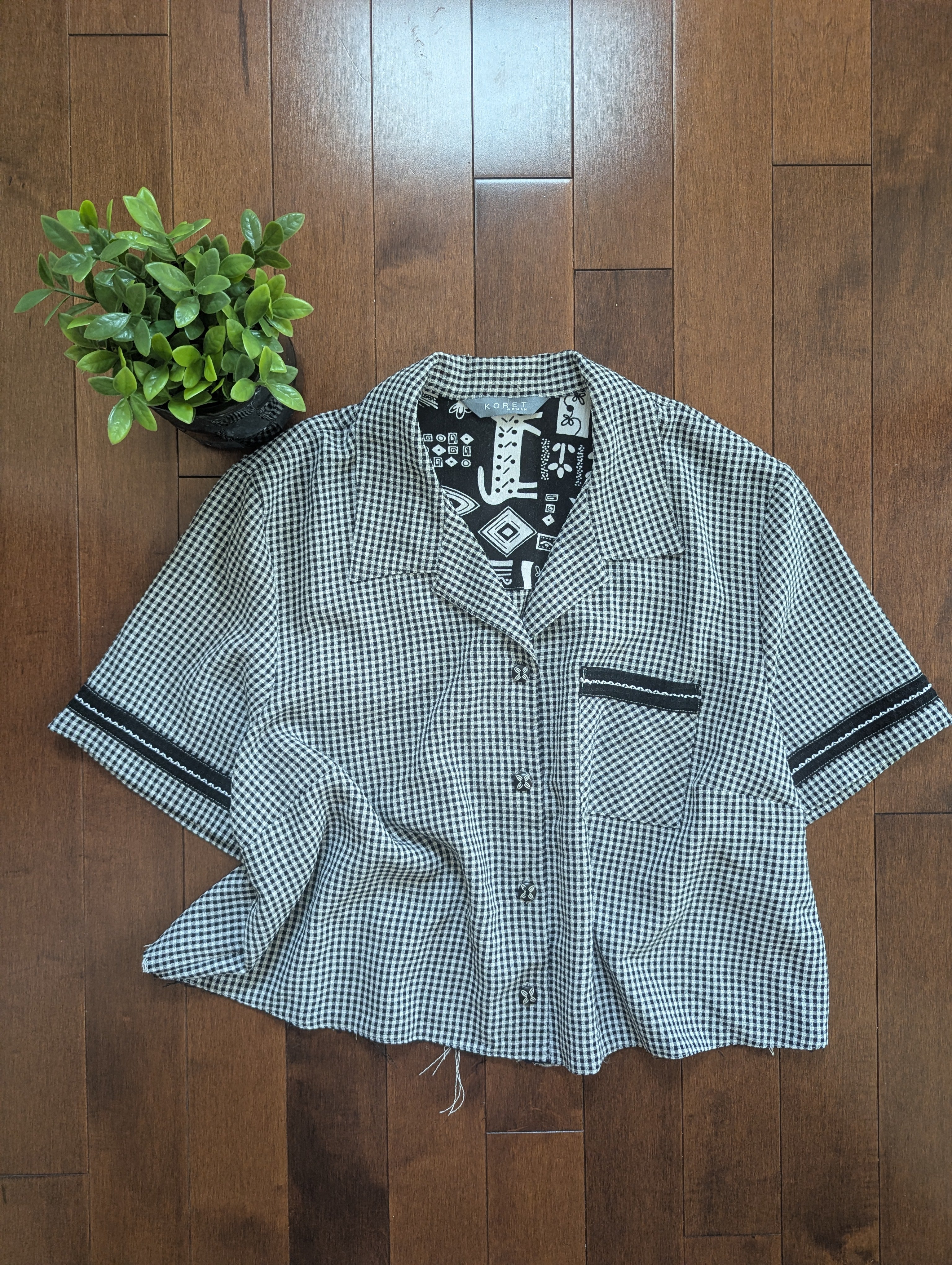GINGHAM PRINT VINTAGE SHORT SLEEVE BUTTON UP TOP