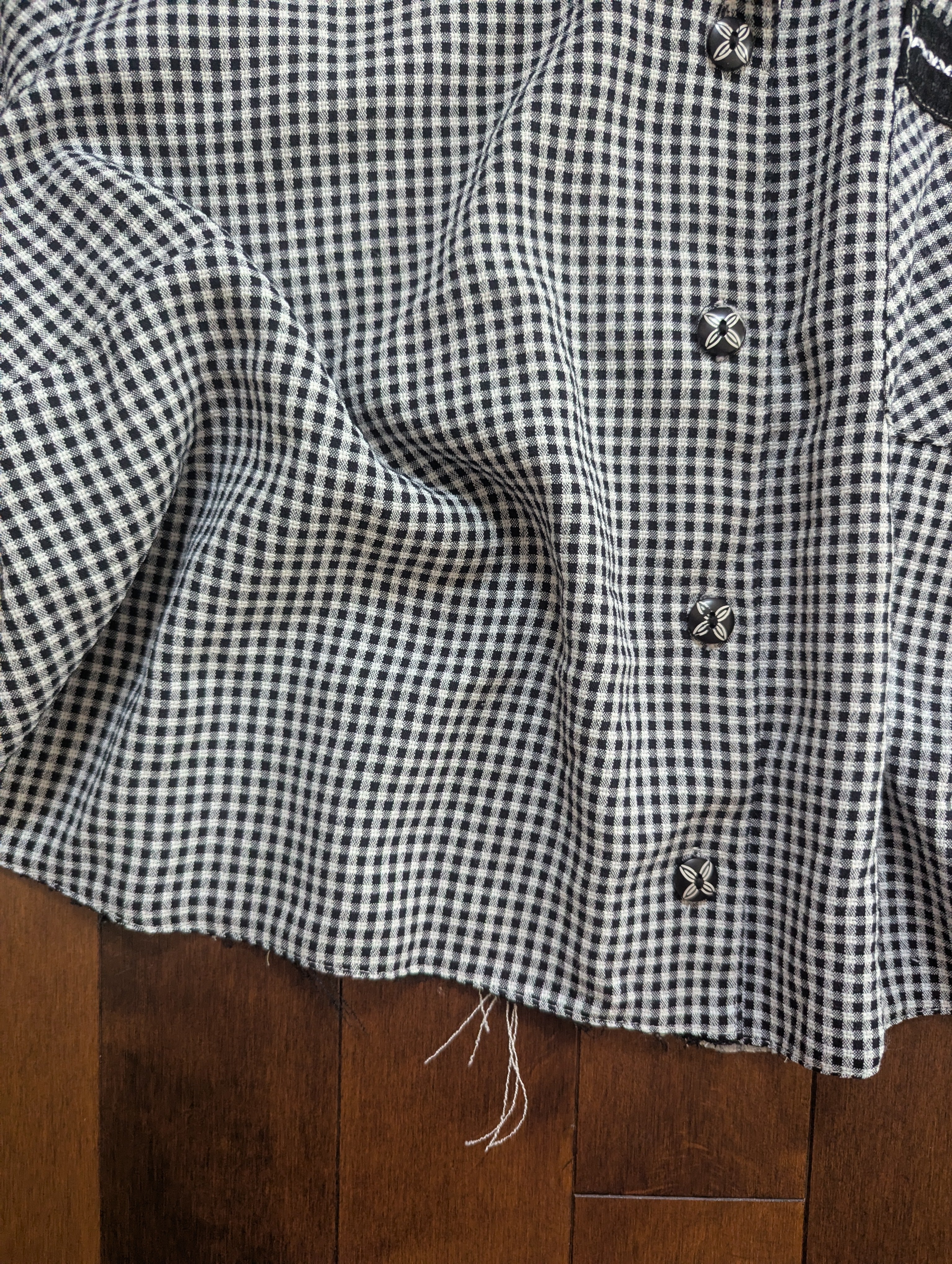 GINGHAM PRINT VINTAGE SHORT SLEEVE BUTTON UP TOP