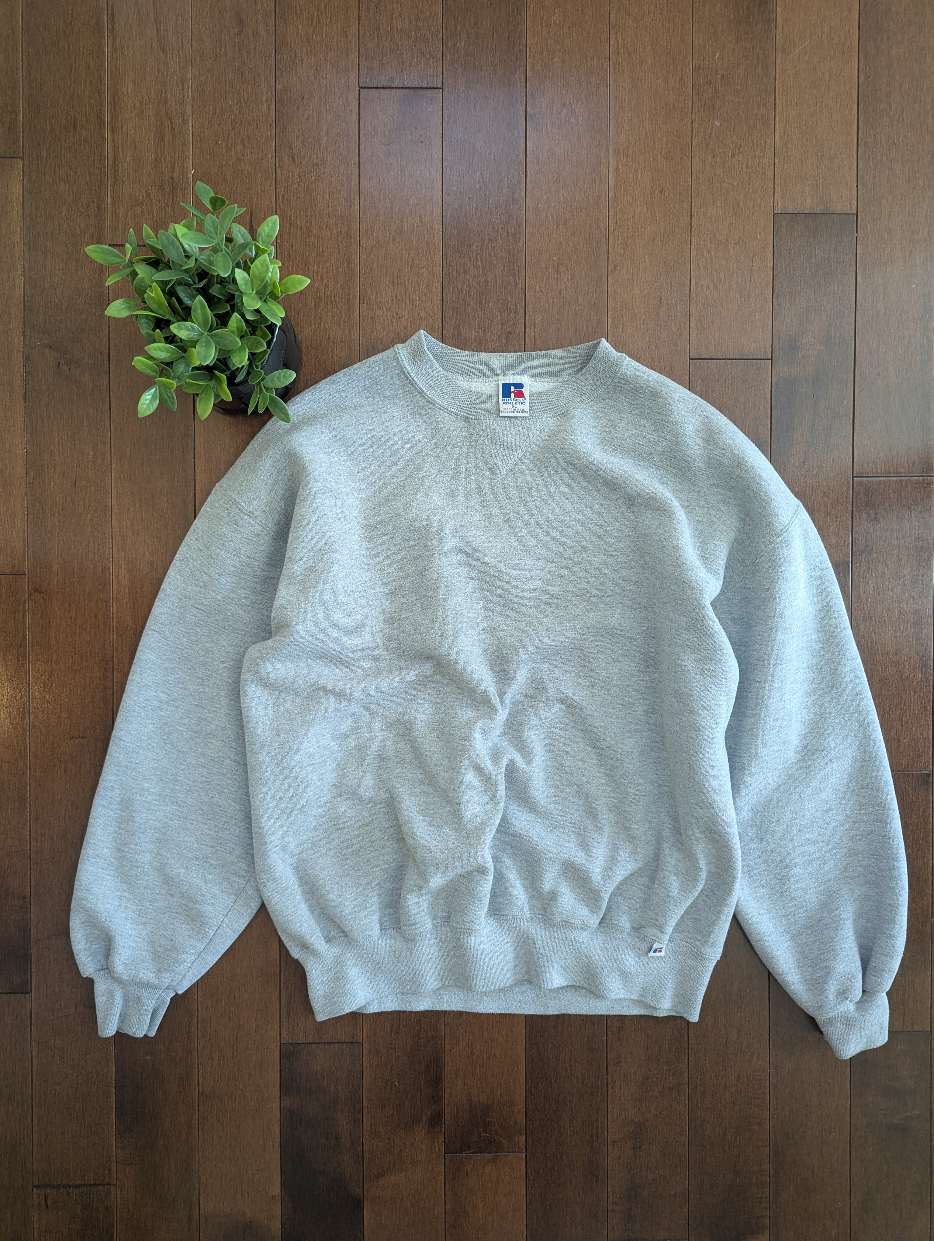 RUSSELL ATHLETIC VINTAGE GREY CREWNECK SWEATSHIRT