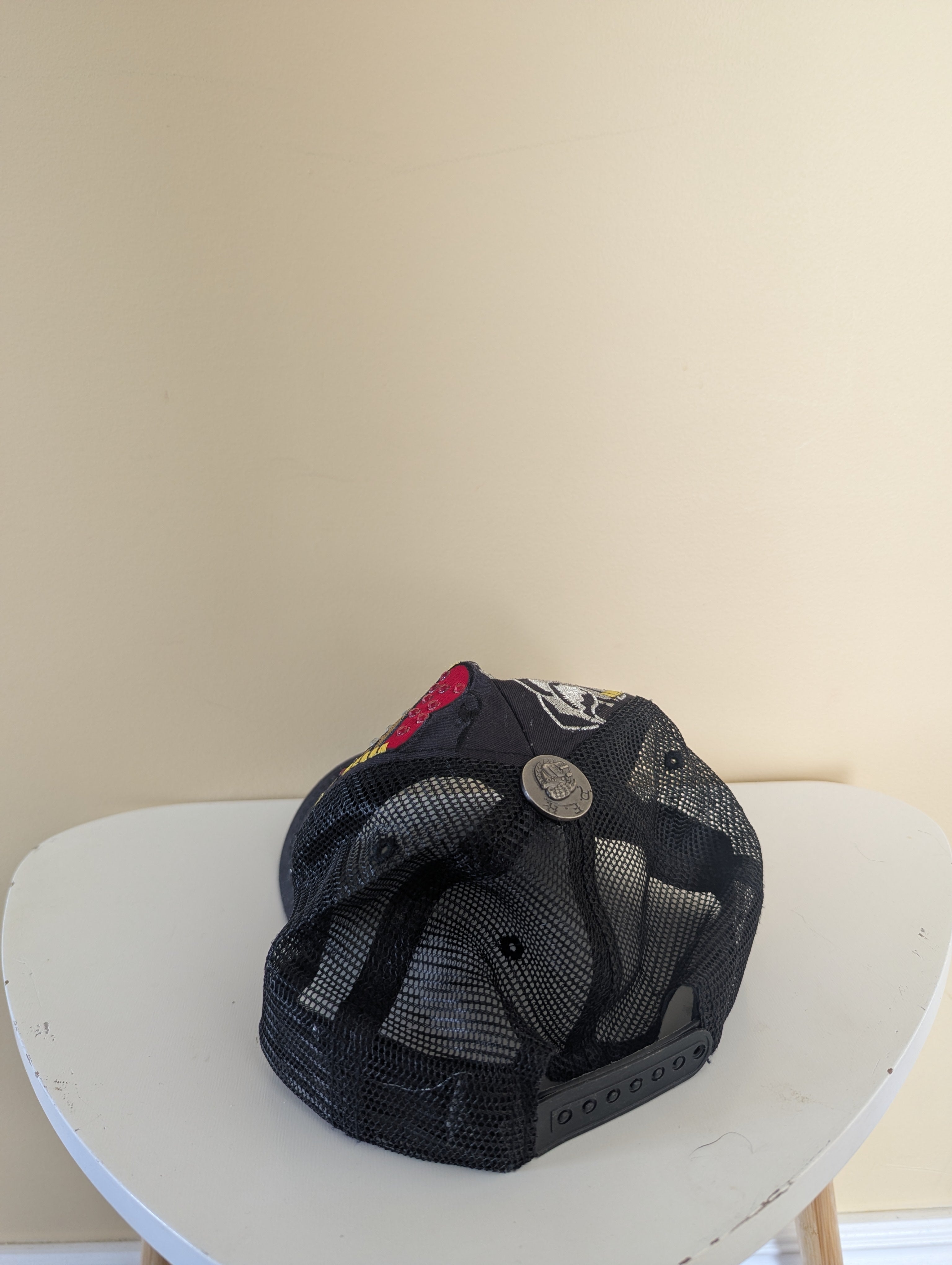 ED HARDY TRUE LOVE VINTAGE Y2K TRUCKER HAT