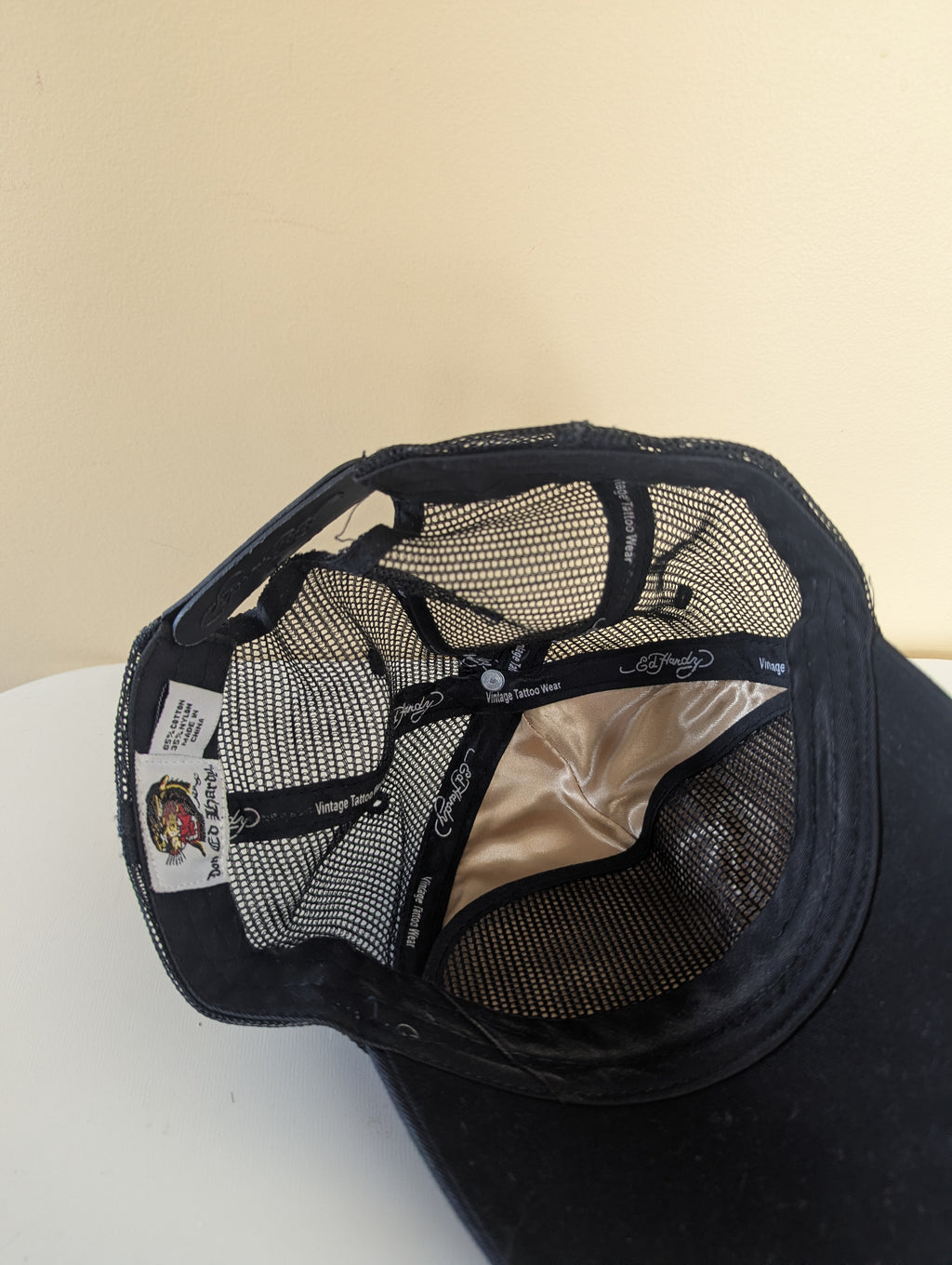 ED HARDY TRUE LOVE VINTAGE Y2K TRUCKER HAT