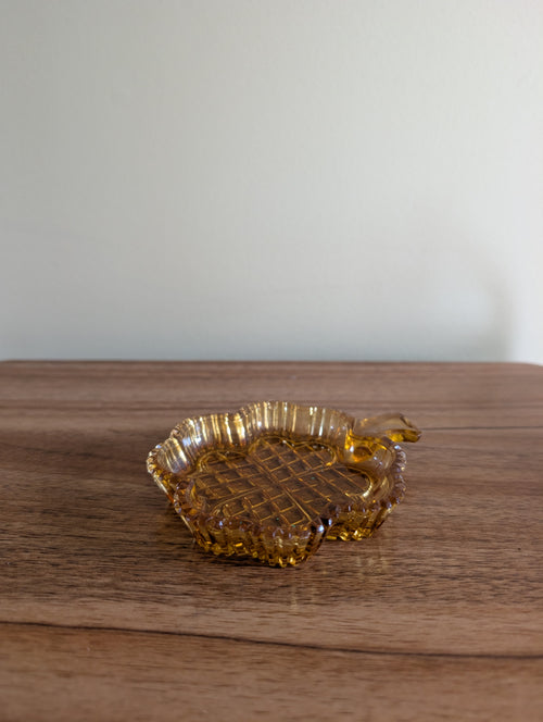 AMBER GLASS VINTAGE SHAMROCK TRINKET DISH
