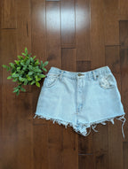 SUPER SHORT VINTAGE JEAN SHORTS