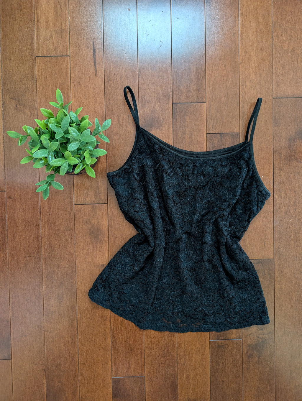 90s LACEY CAMI VINTAGE TANK TOP