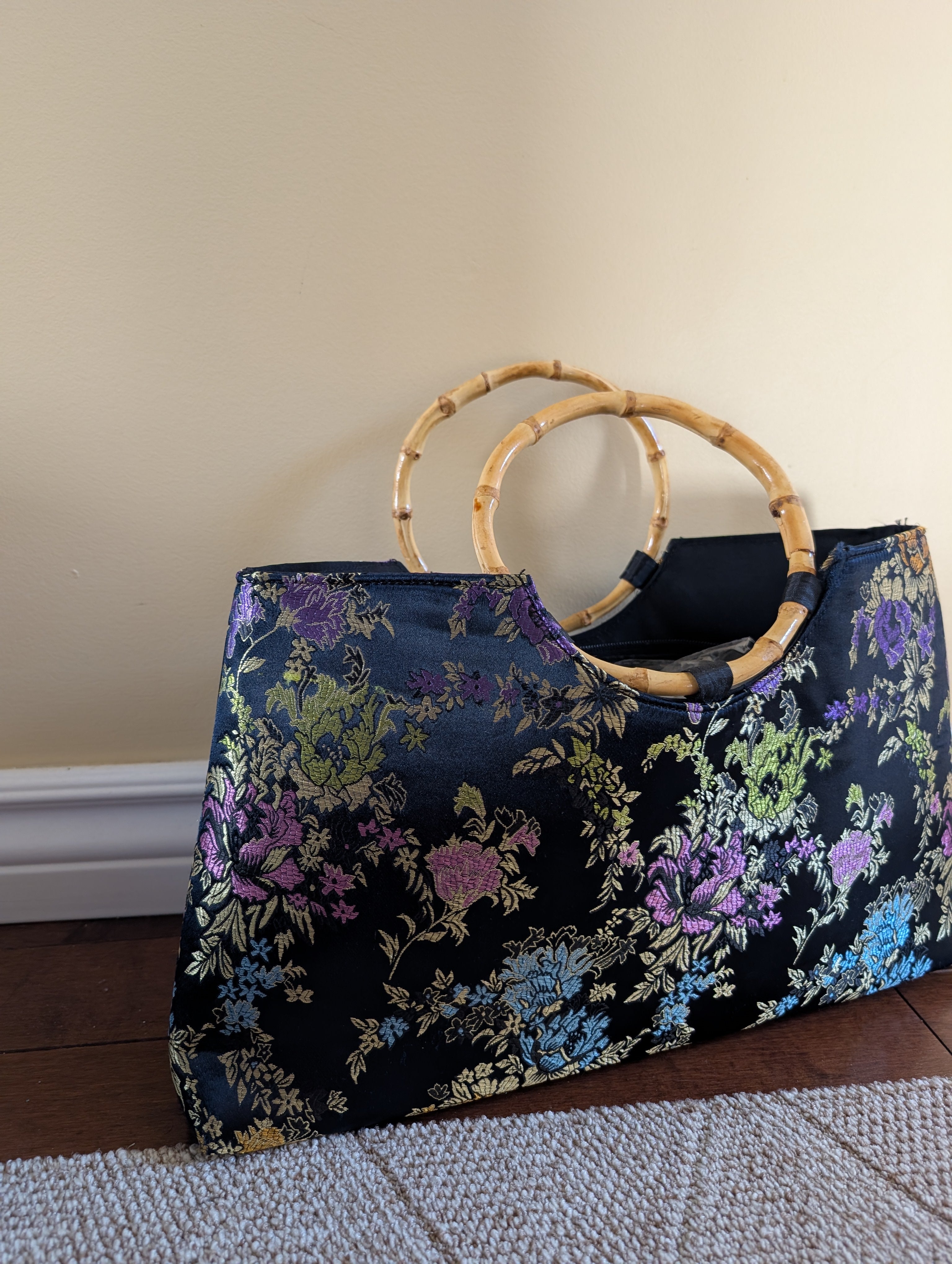 SATIN FLORAL BAMBOO HANDLE VINTAGE PURSE