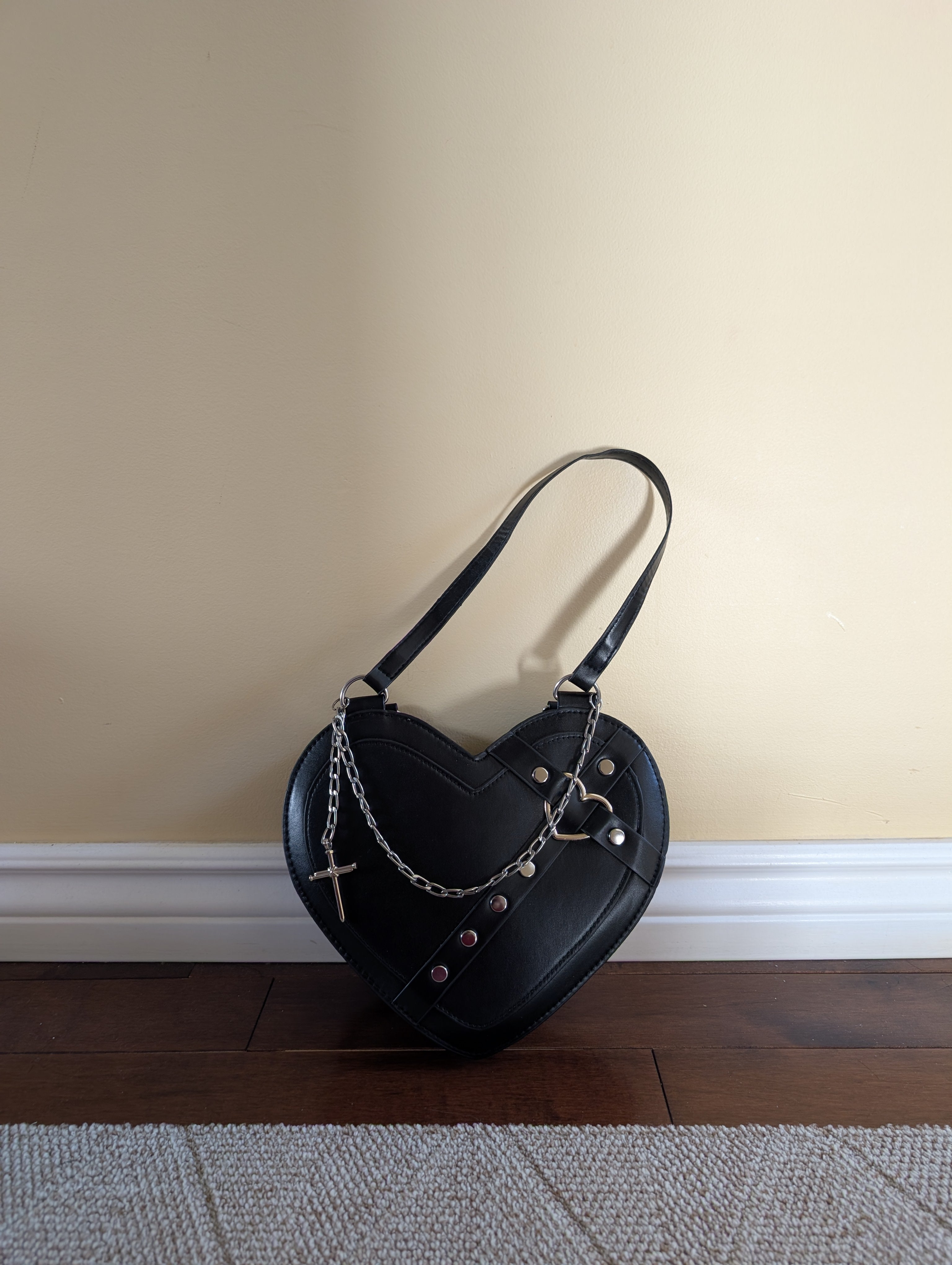 PUNK GOTH VINTAGE Y2K HEART SHAPED SHOULDER BAG