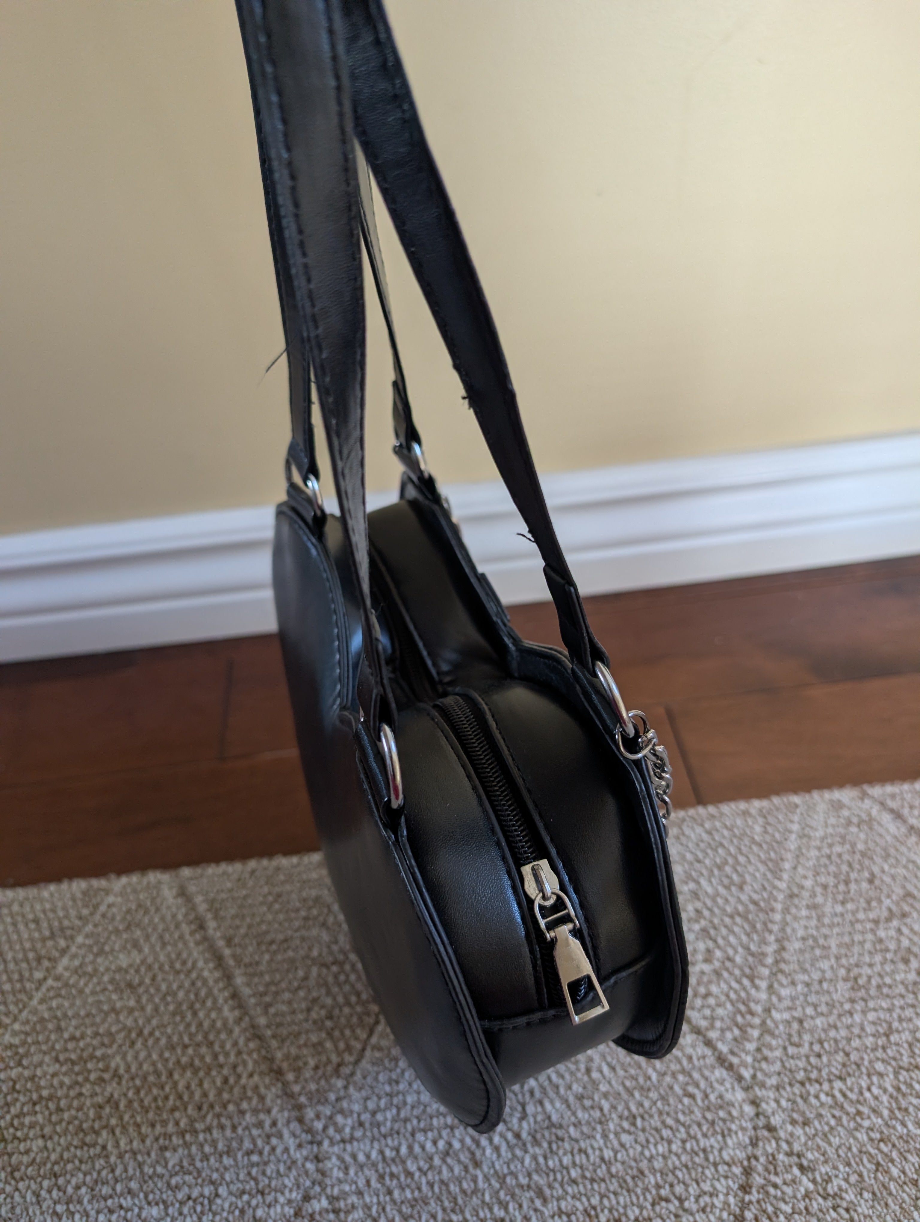 PUNK GOTH VINTAGE Y2K HEART SHAPED SHOULDER BAG