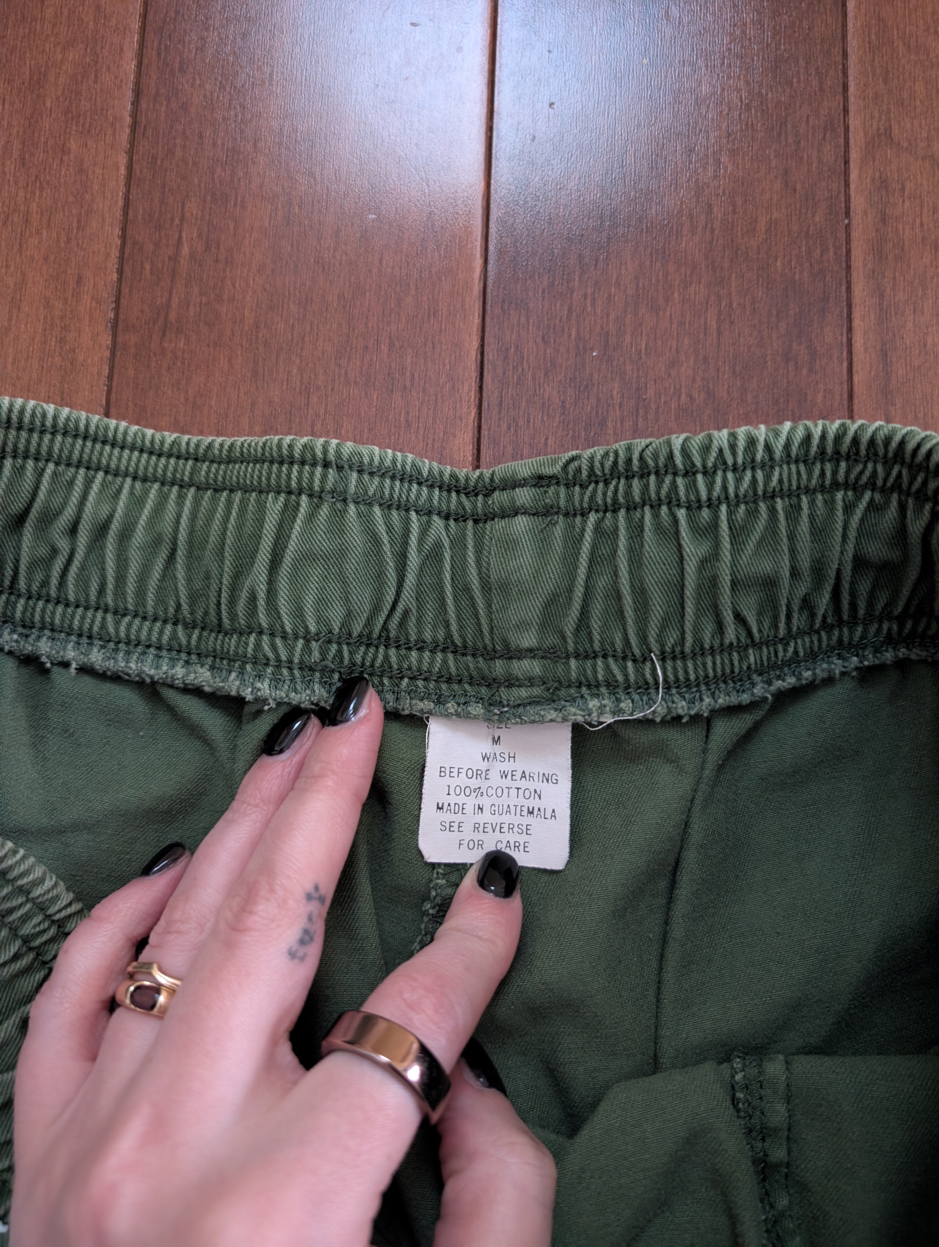 FOREST GREEN 90s VINTAGE CARGO SHORTS