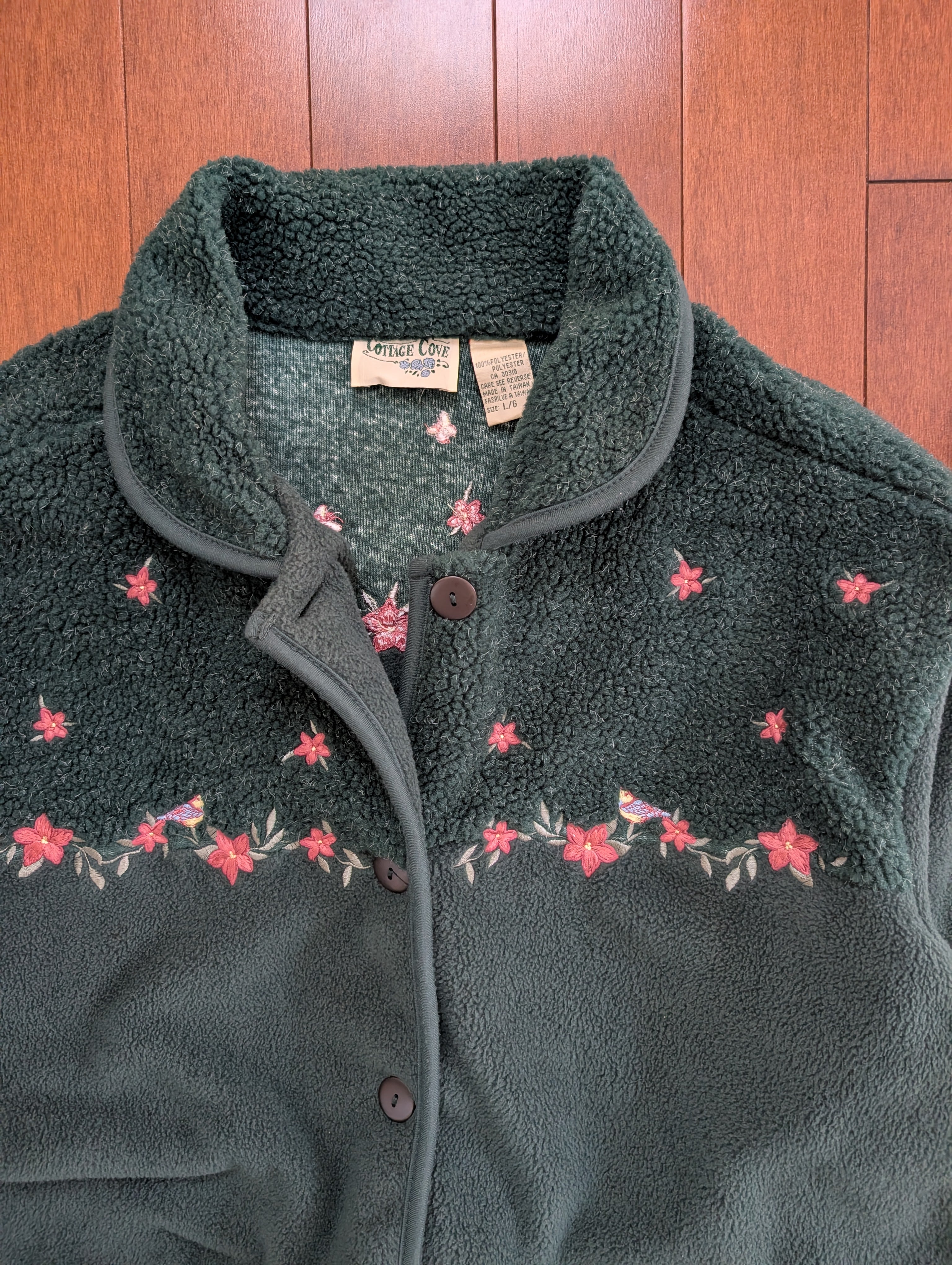 FLORAL FLEECE DETAIL VINTAGE BUTTON UP SWEATER