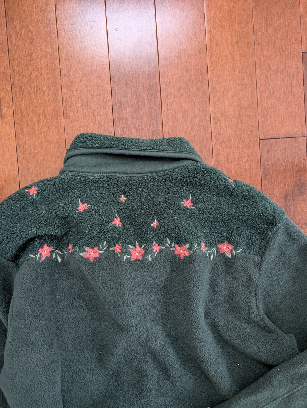 FLORAL FLEECE DETAIL VINTAGE BUTTON UP SWEATER