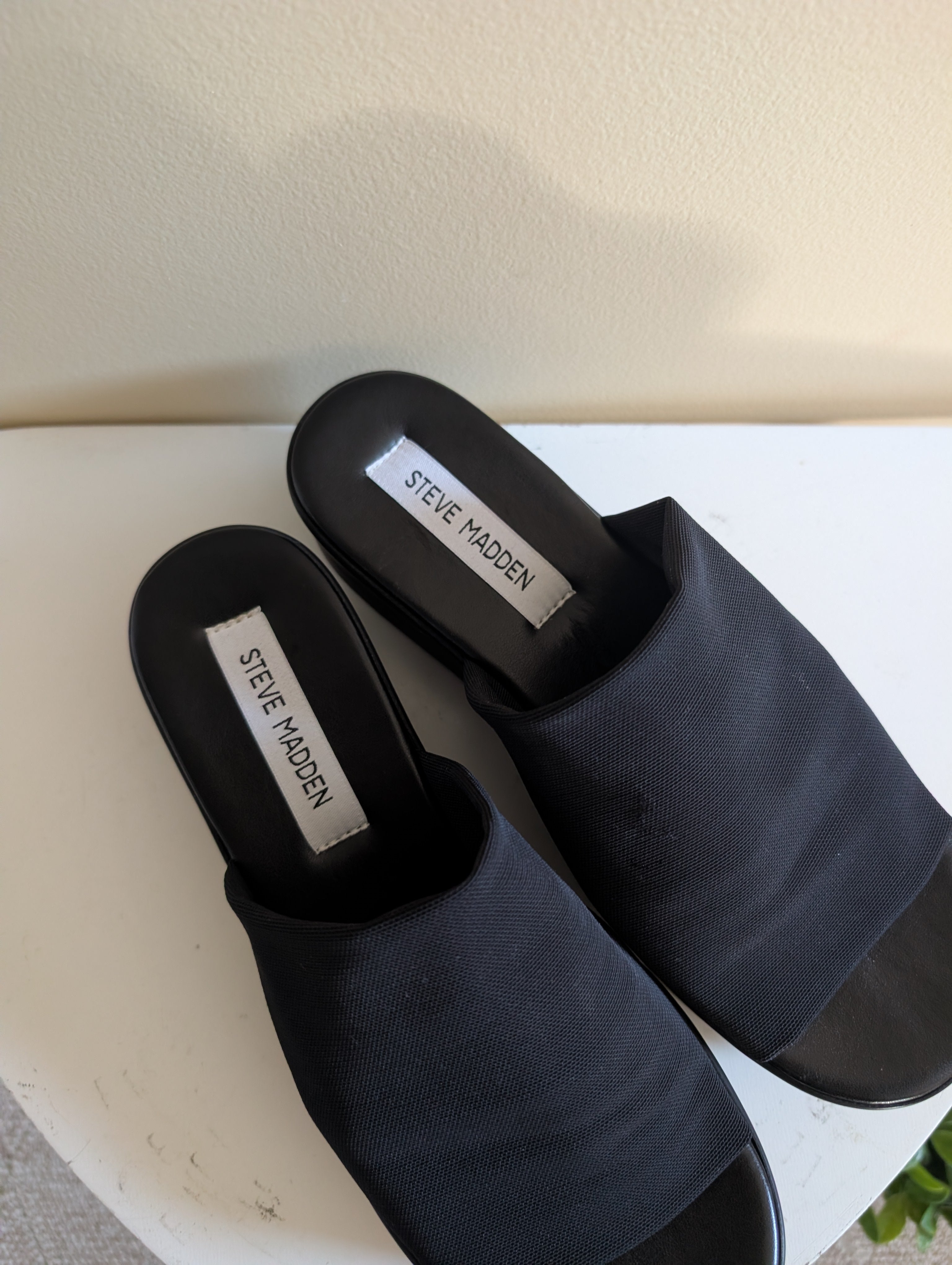 STEVE MADDEN SLINKY CHUNKY Y2K SANDALS