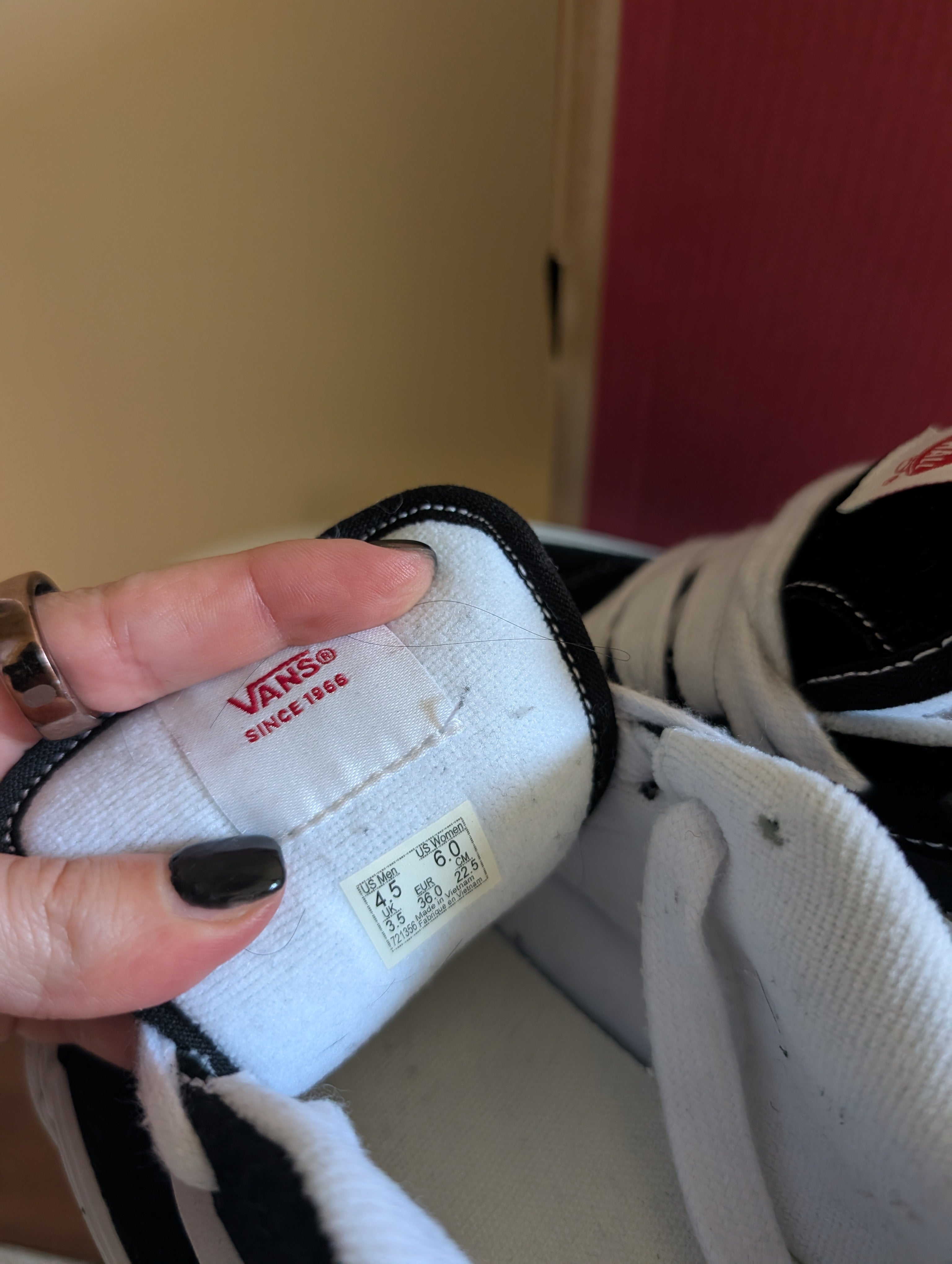 VANS KNU STACK SNEAKERS