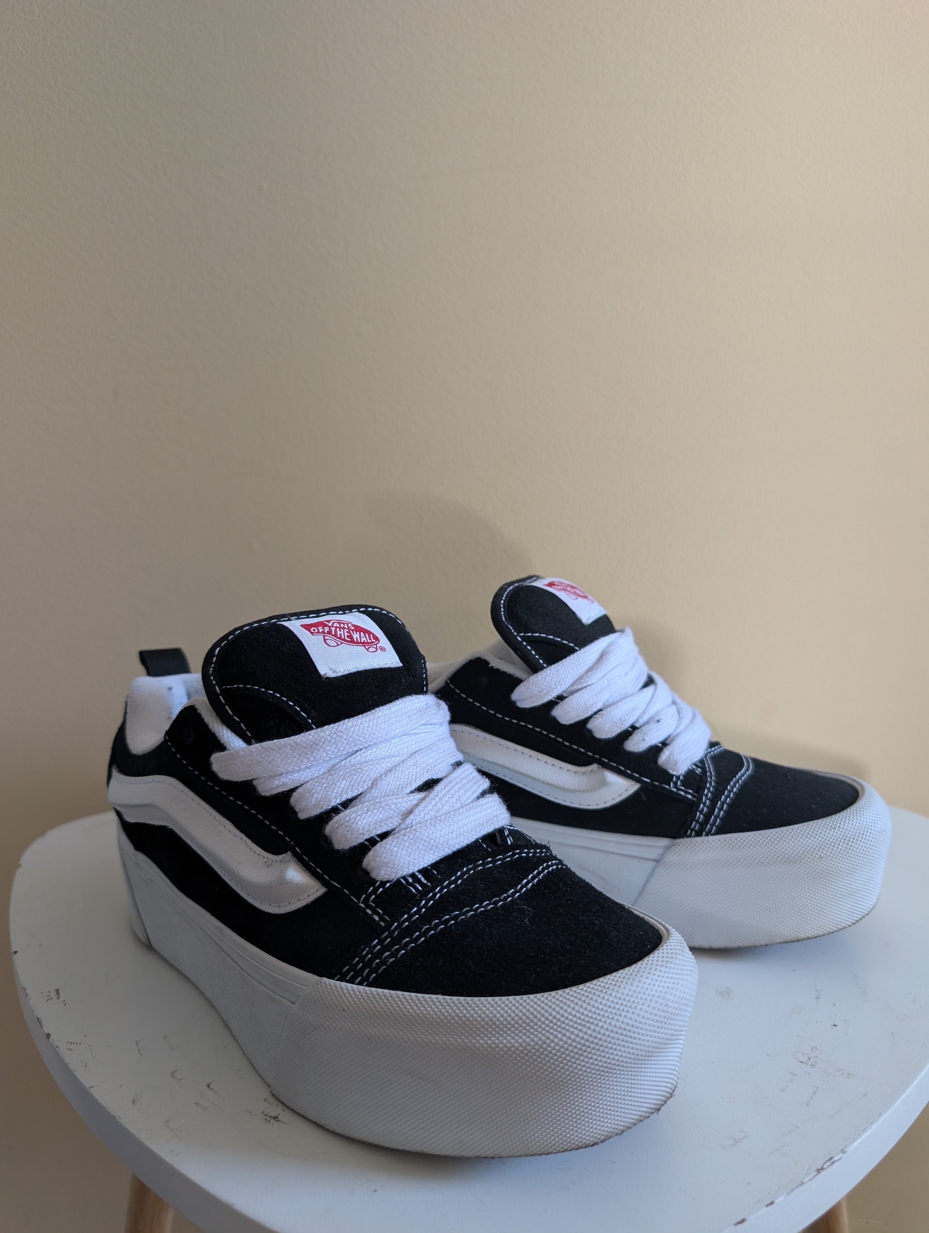 VANS KNU STACK SNEAKERS