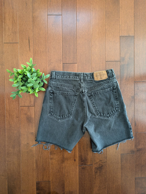 90s BLACK WASHED VINTAGE JEAN SHORTS