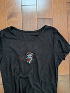 EMBRIODERED SKULL Y2K VINTAGE BABY TEE
