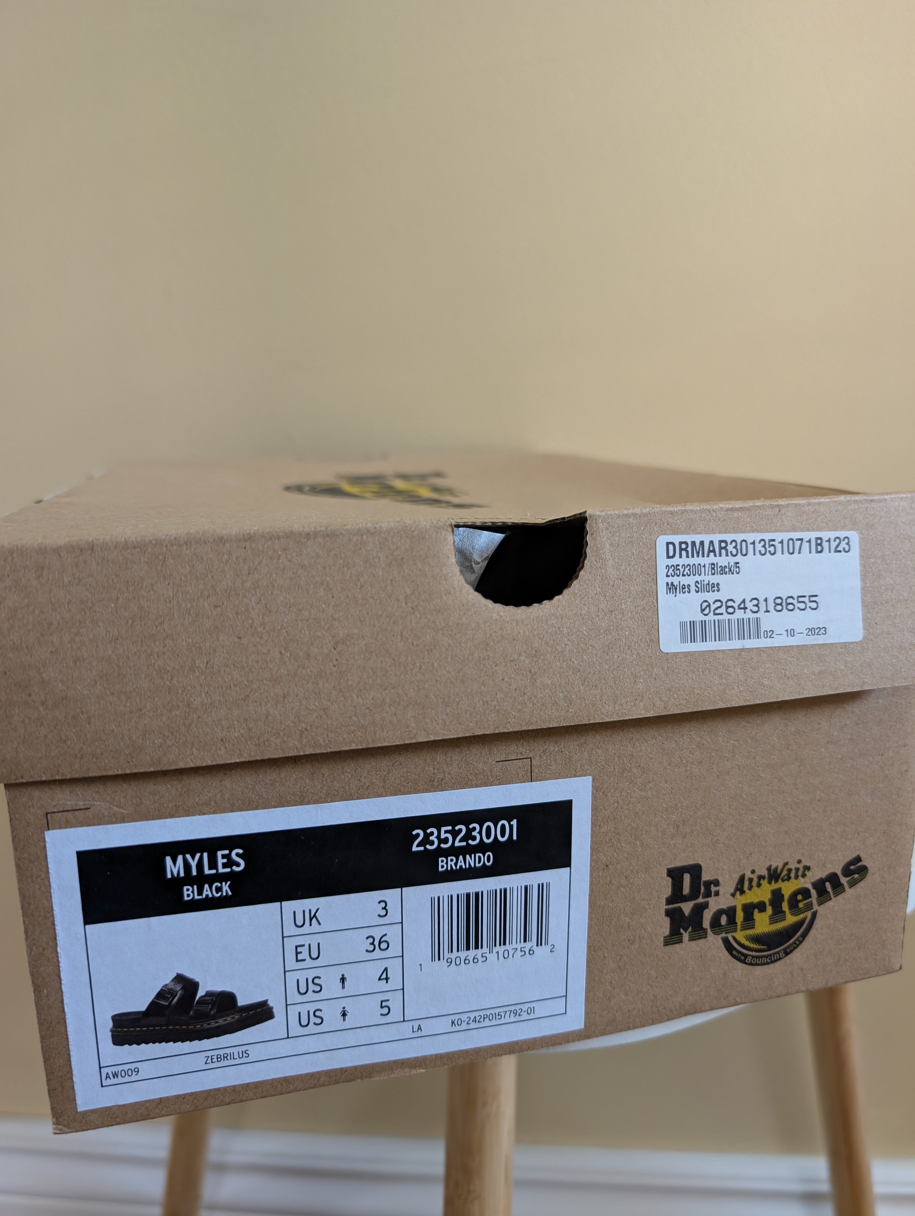 DR MARTENS MYLES SLIDE SANDALS