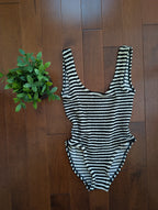 CROCHET KNIT VINTAGE 90s STRIPED SWIMSUIT