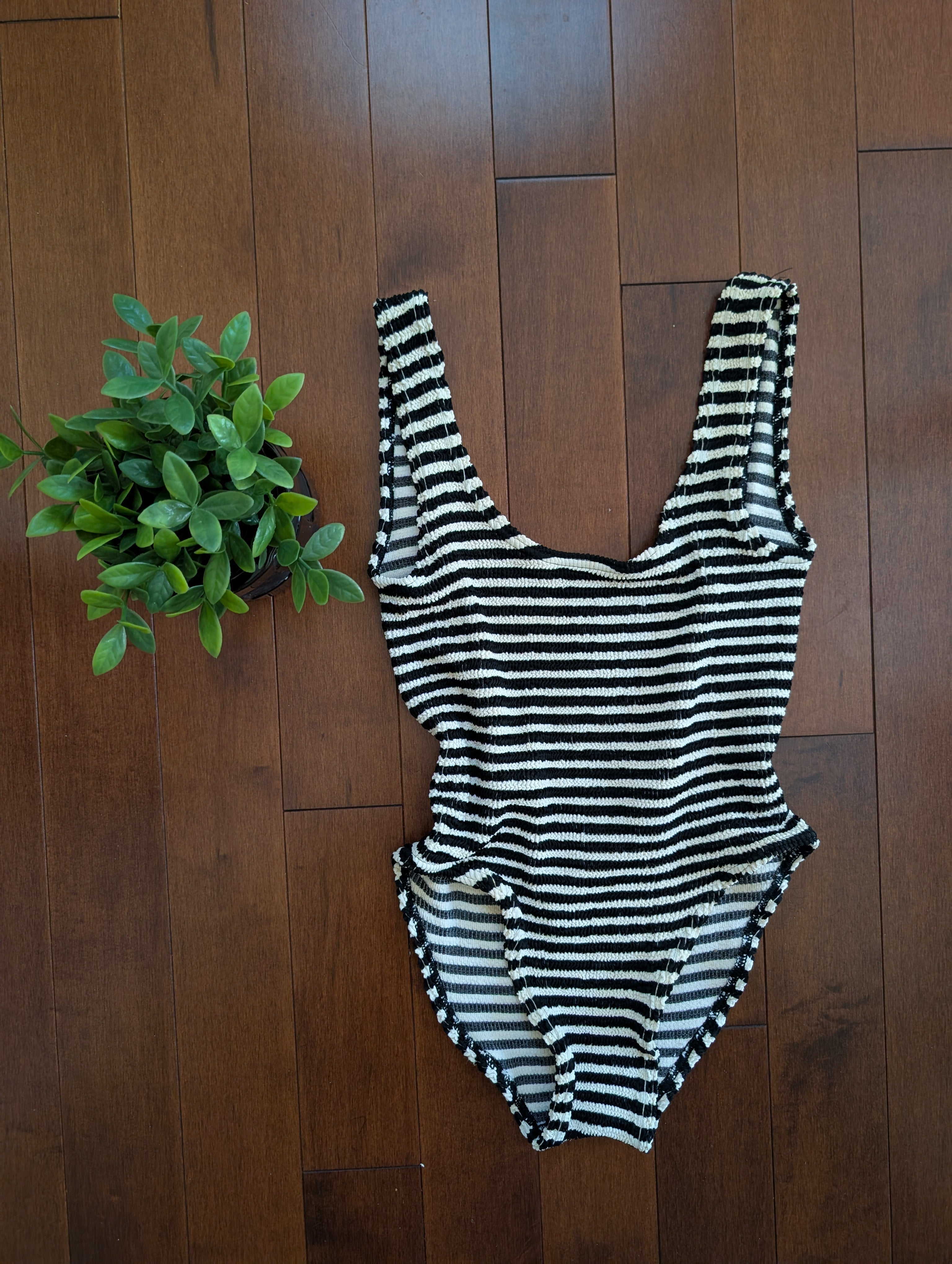 CROCHET KNIT VINTAGE 90s STRIPED SWIMSUIT