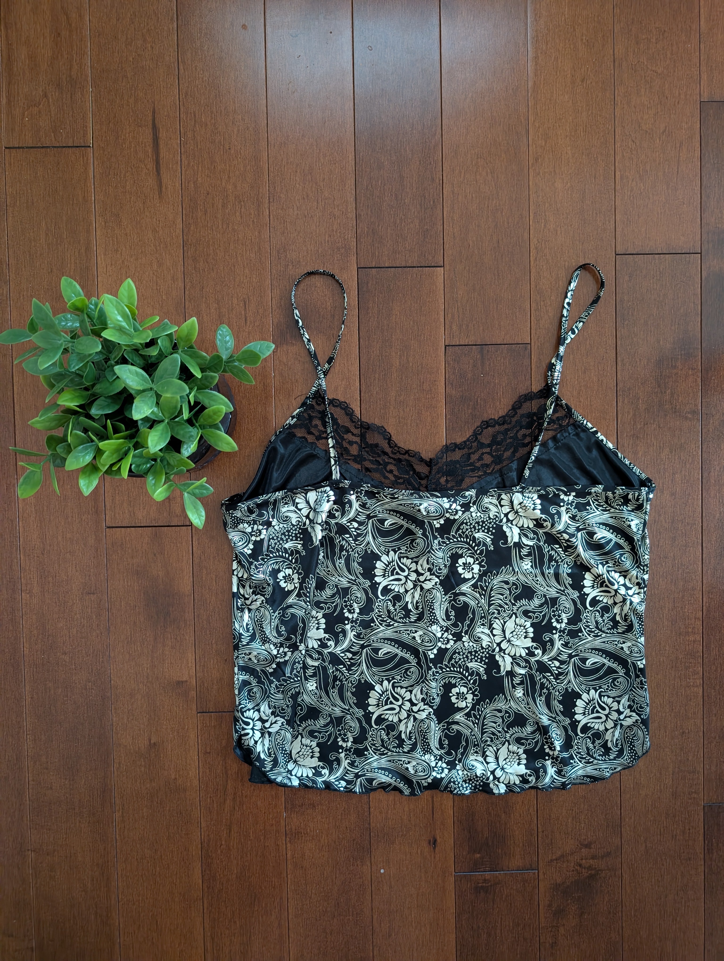 90s GOLD PAISLEY PRINT VINTAGE SATIN TANK TOP