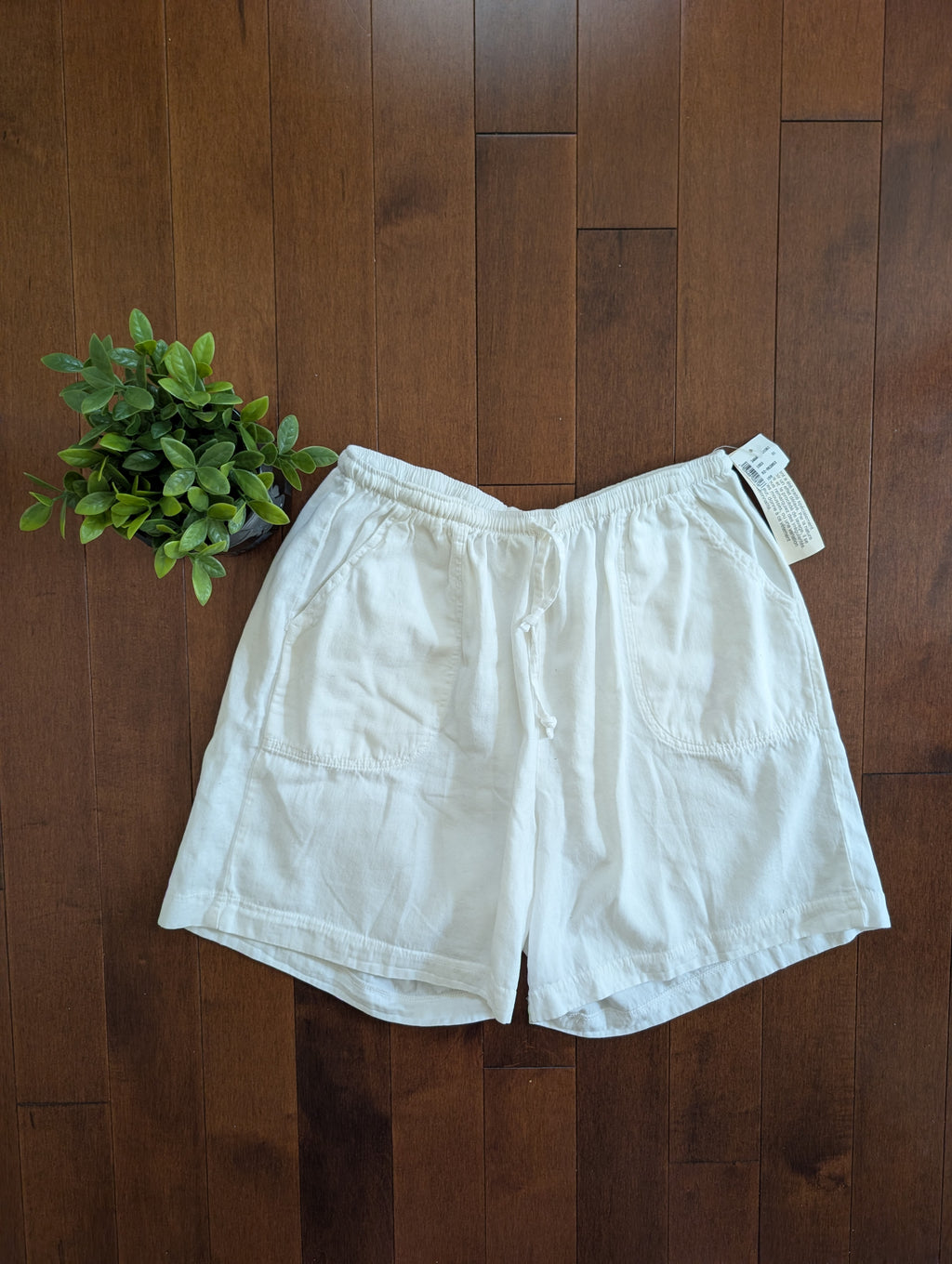 90s WHITE COTTON FLOWY BEACH SHORTS