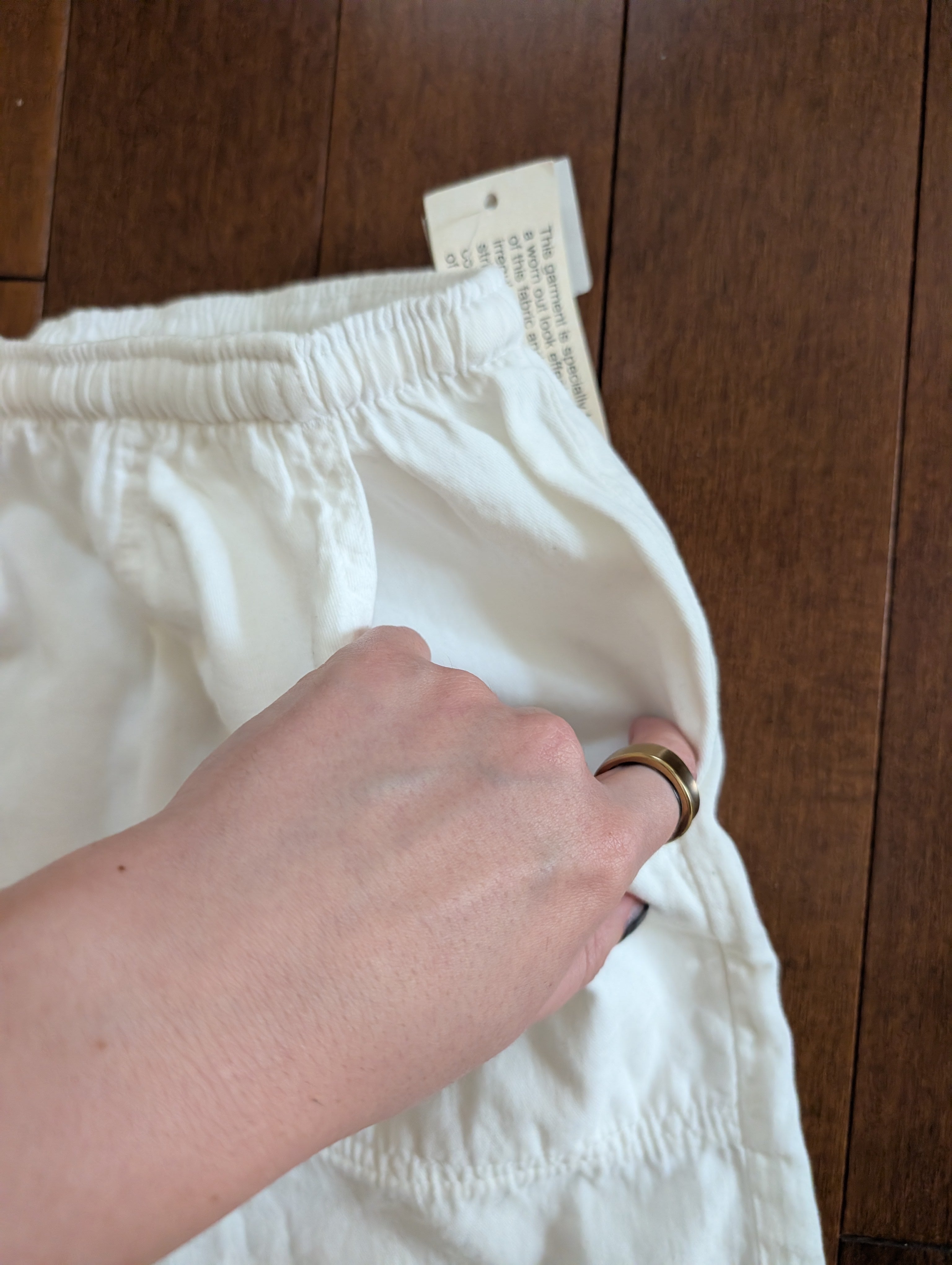 90s WHITE COTTON FLOWY BEACH SHORTS