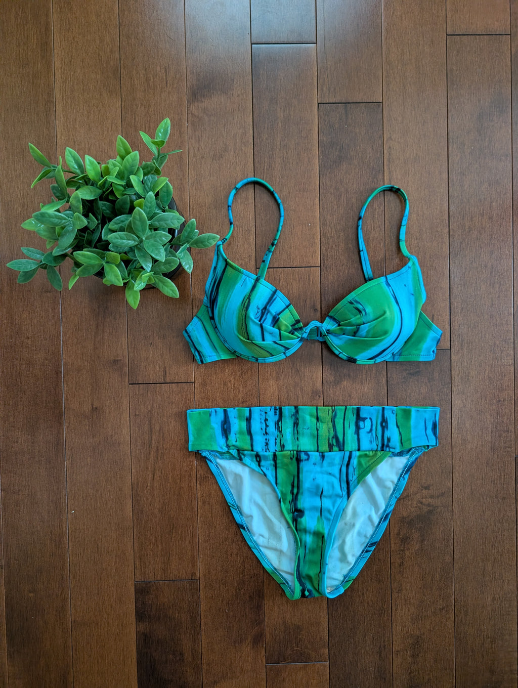STRIPEY TIE DYE Y2K VINTAGE BIKINI