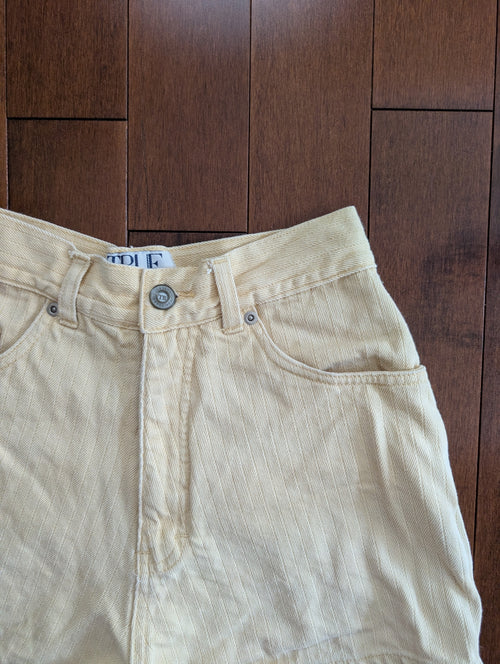BABY YELLOW VINTAGE 90s JEAN SHORTS
