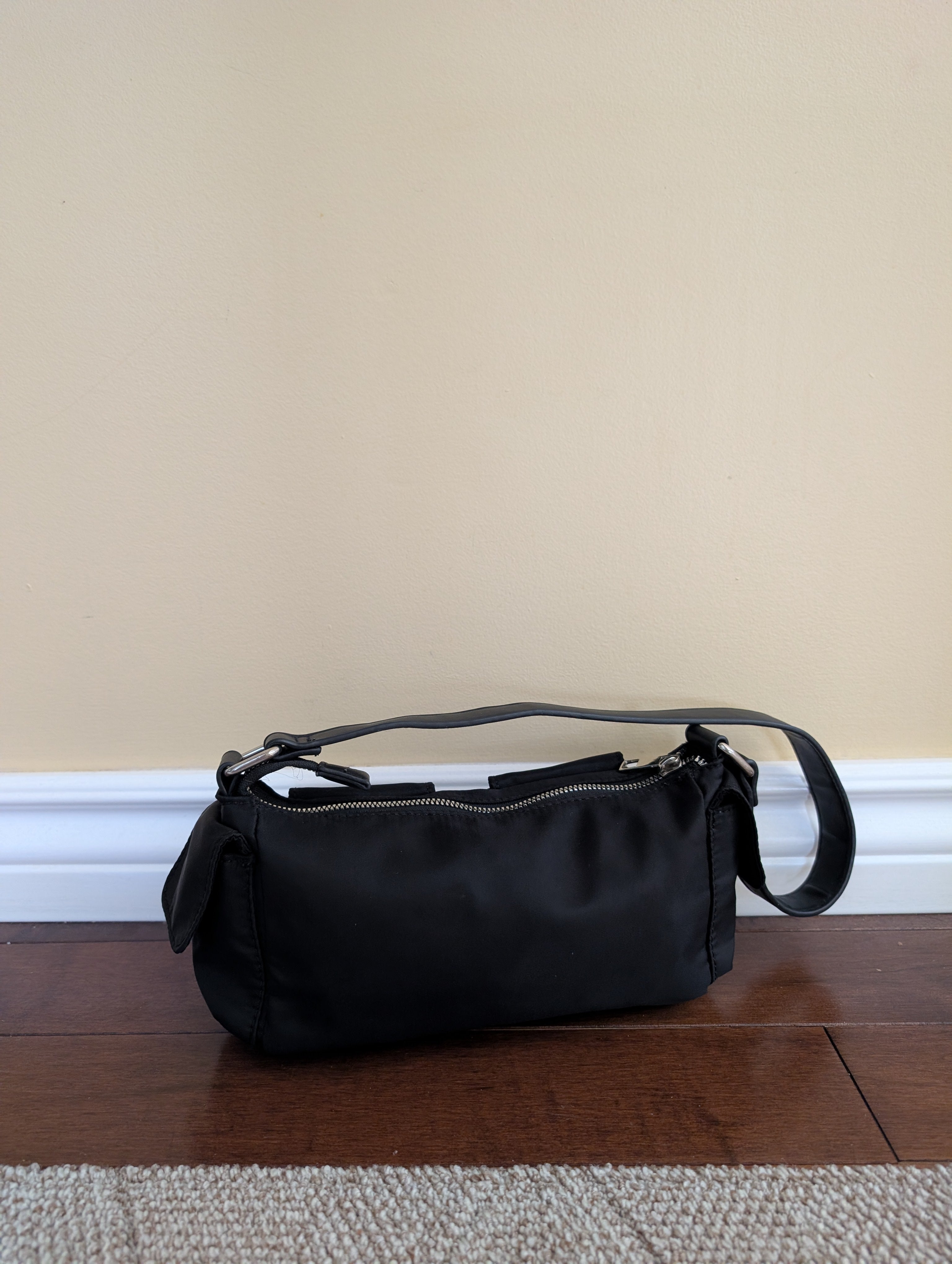 Y2K BLACK BUCKLE DETAIL MINI SHOULDER BAG