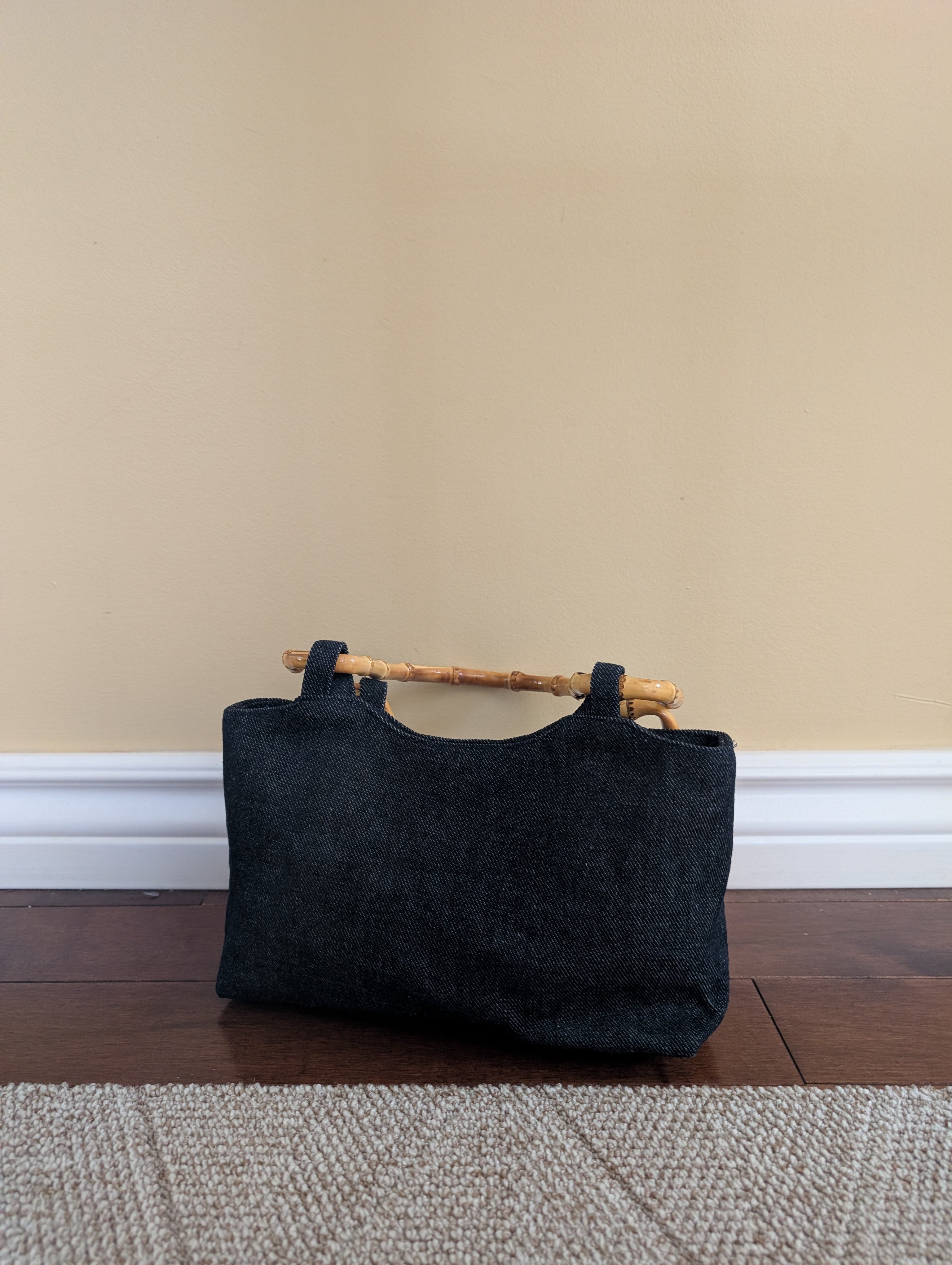 3D FLORAL DETAIL Y2K BAMBOO HANDLE BAG