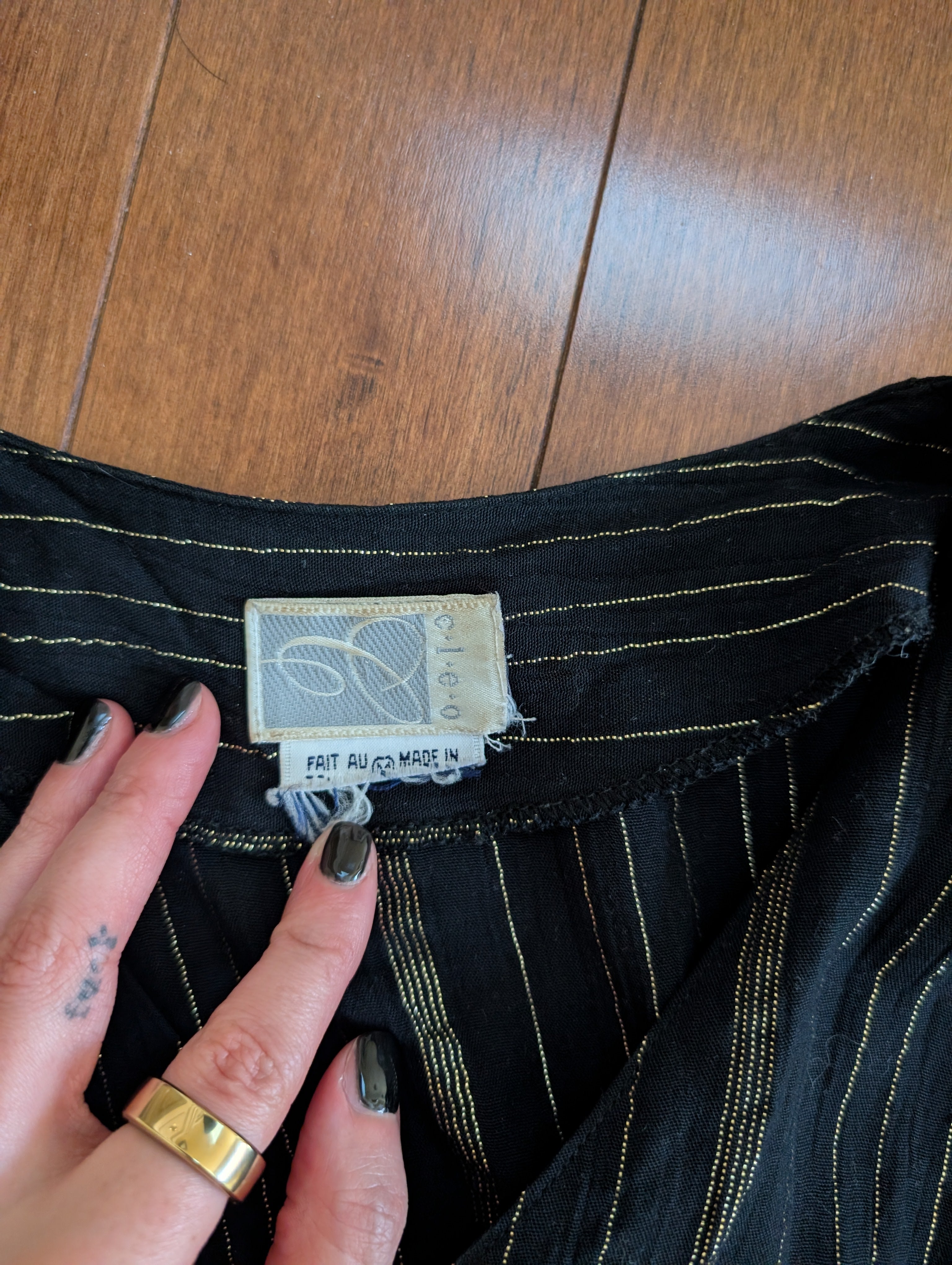 BLACK & GOLD 90s VINTAGE PJ LOUNGEWEAR SET