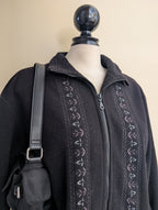 FLORAL DETAIL VINTAGE FLEECE ZIP UP SWEATSHIRT