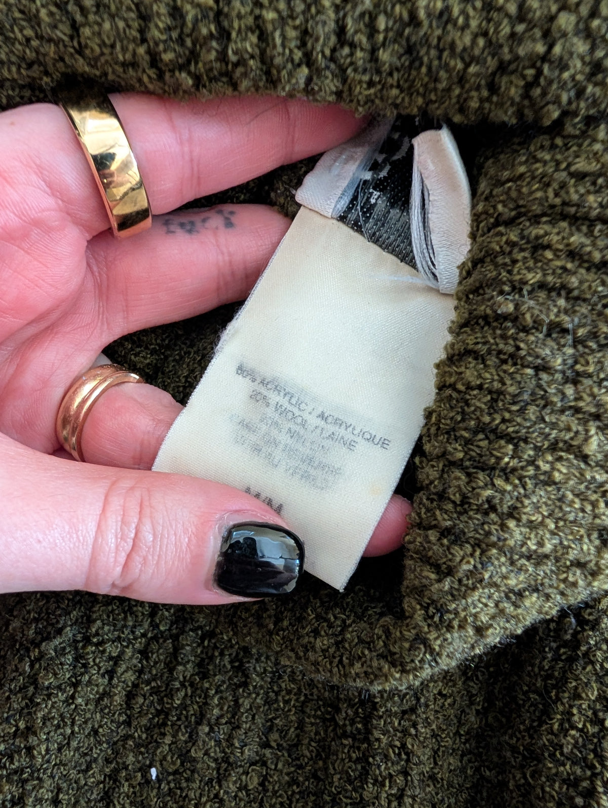 DARK GREEN STRIPED VINTAGE TURTLENECK SWEATER