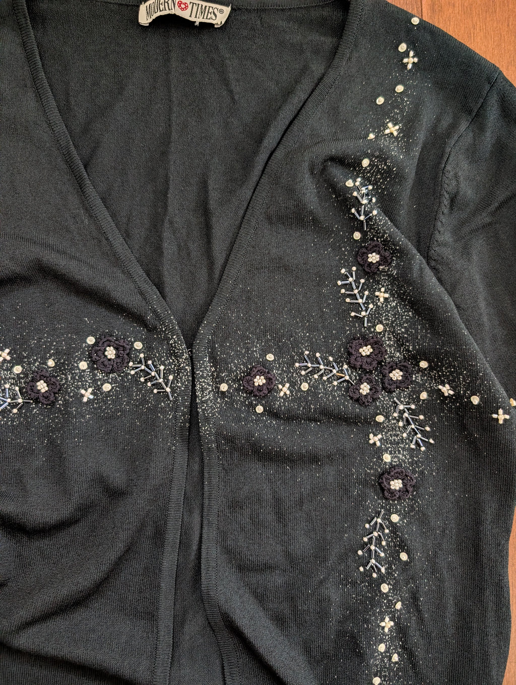 Y2K BEADED FLORAL DETAIL VINTAGE TOP