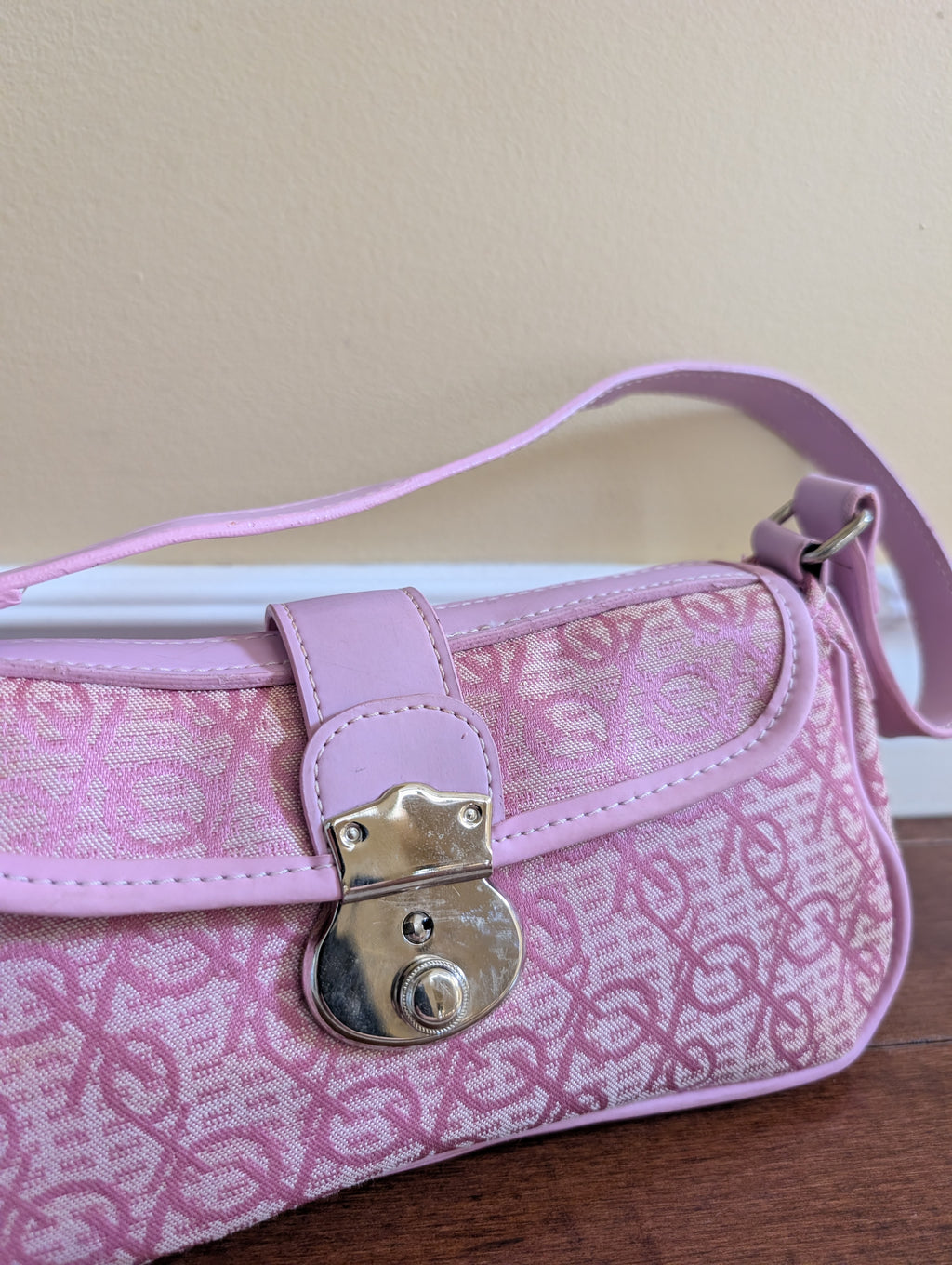 Y2K XO VINTAGE BABY PINK MINI BAG