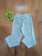 BILL BLASS LIGHT WASH SAMPLE VINTAGE 1990s JEANS