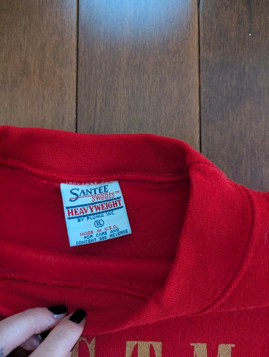 SANTEE SWEATS 'IT'S CHRISTMAS, LET'S HIDE!' VINTAGE 1990s CREWNECK SWEATSHIRT
