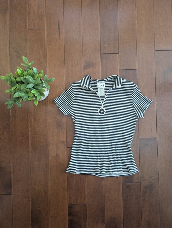 STRIPED FLOWER ZIPPER DETAIL VINTAGE RIBBED TSHIRT
